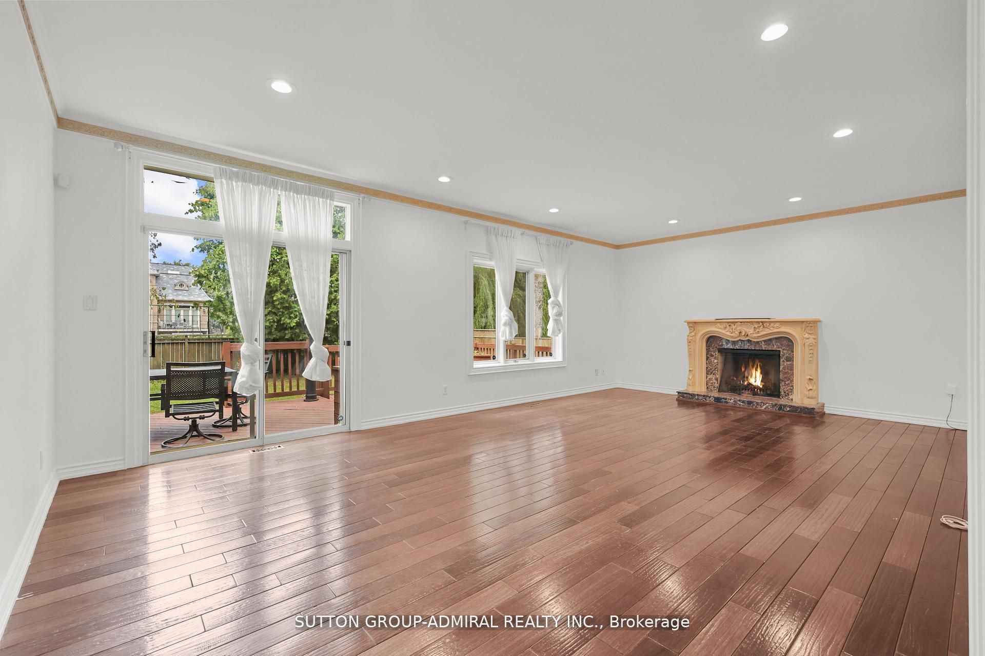 48 Berkindale Drive Property Photo 3
