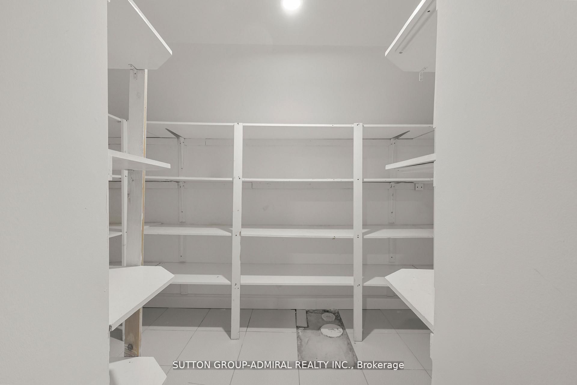 48 Berkindale Drive Property Photo 12