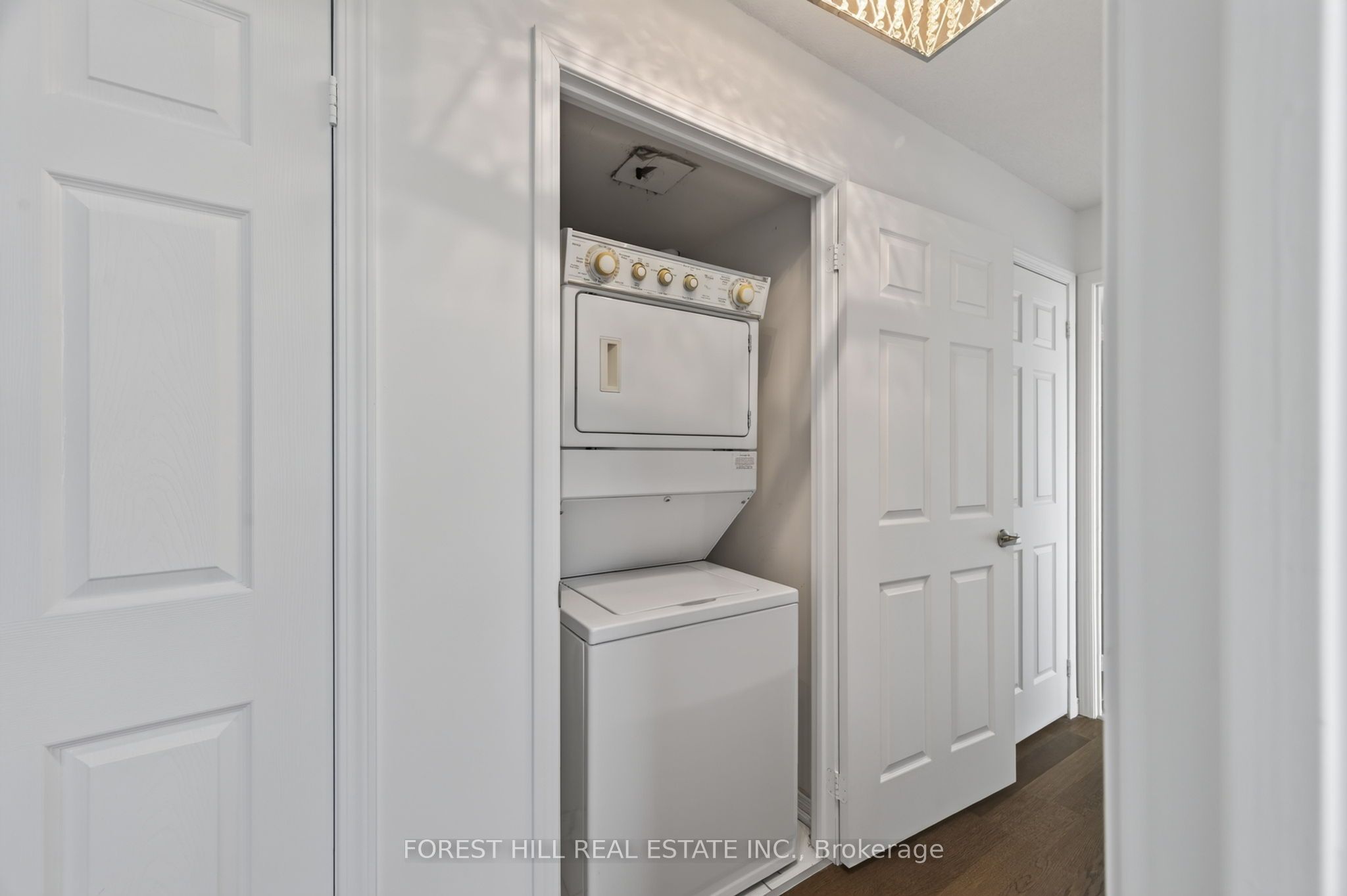 18 Valley Woods Road Ph310 Property Photo 11