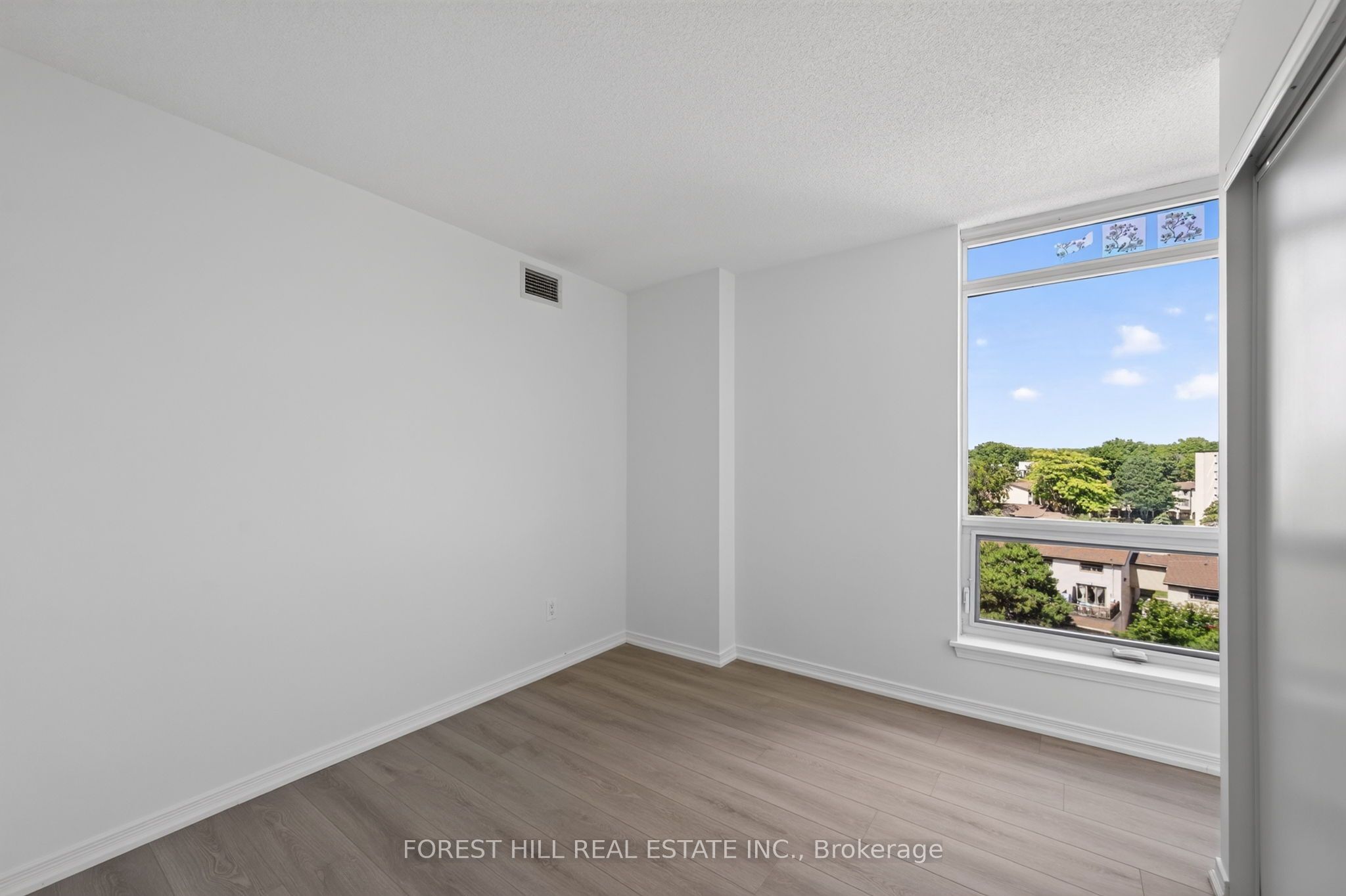 18 Valley Woods Road Ph310 Property Photo 12