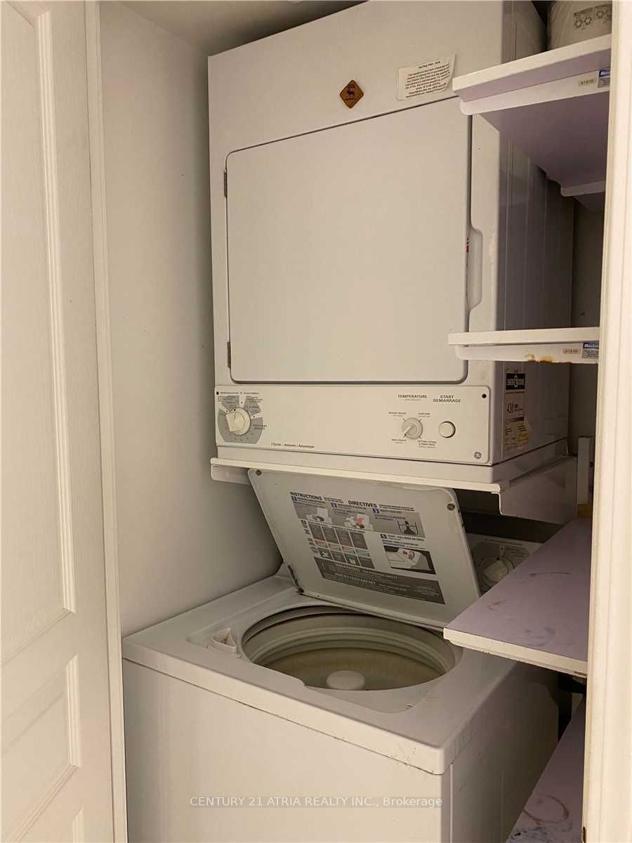 140 Bathurst Street 103 Property Photo 8