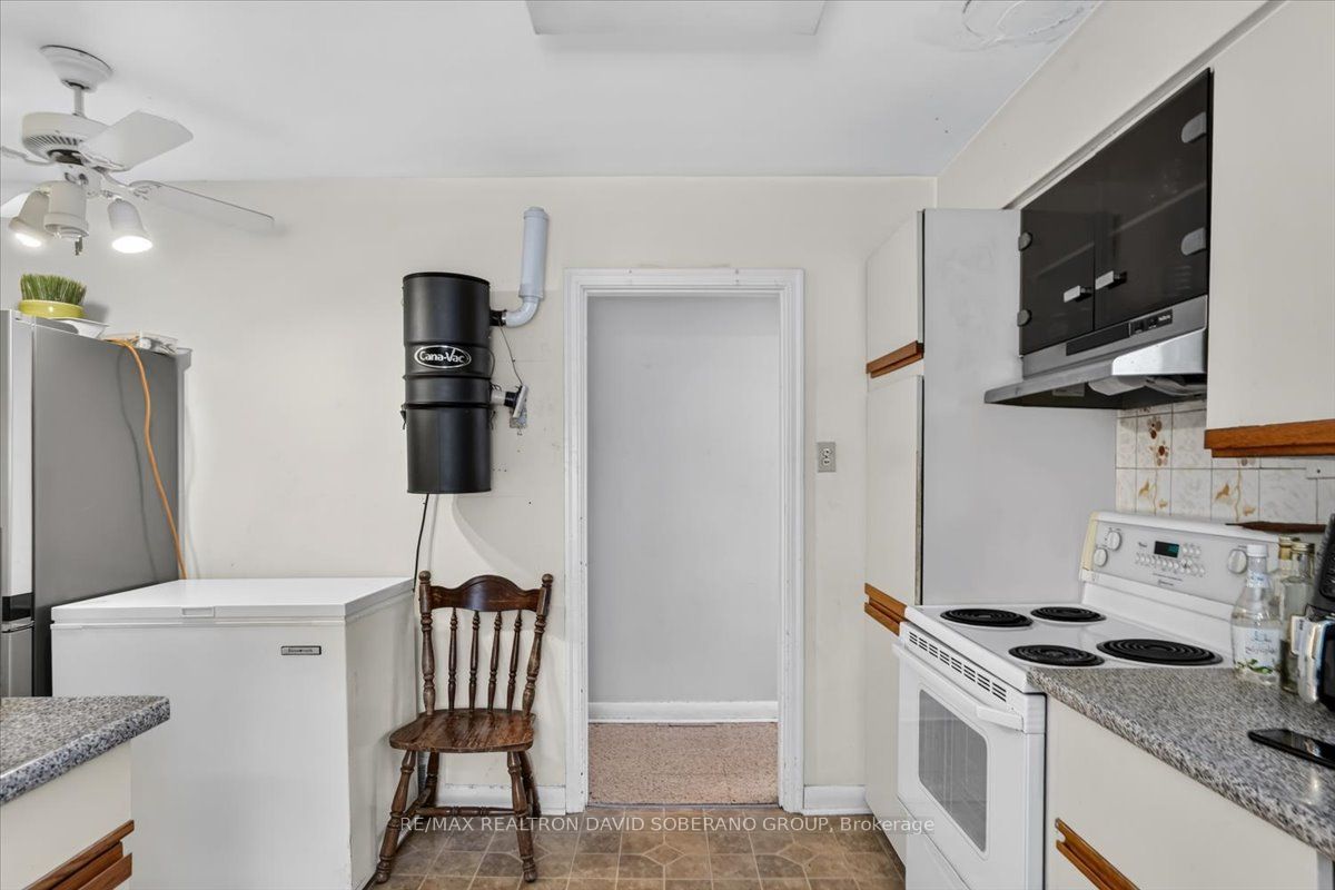 19 Wigan Crescent Property Photo 7