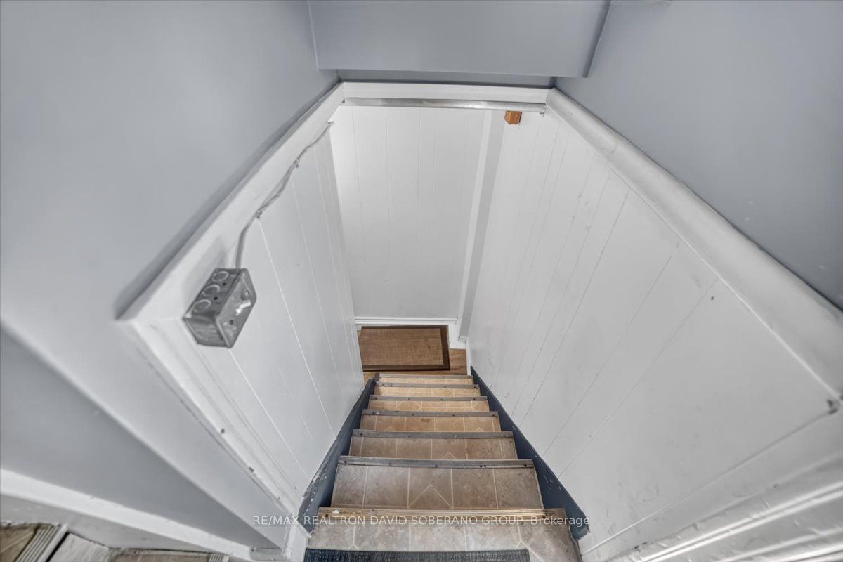 19 Wigan Crescent Property Photo 14