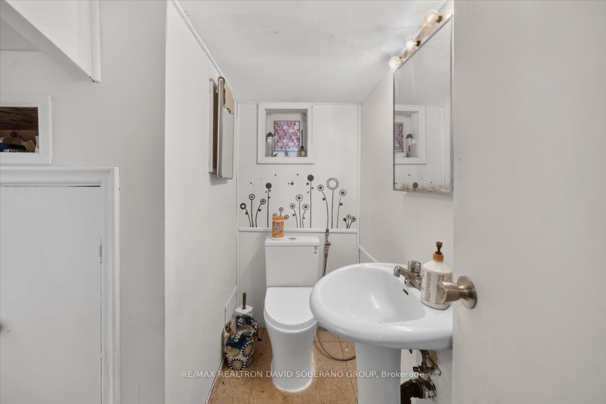 19 Wigan Crescent Property Photo 16