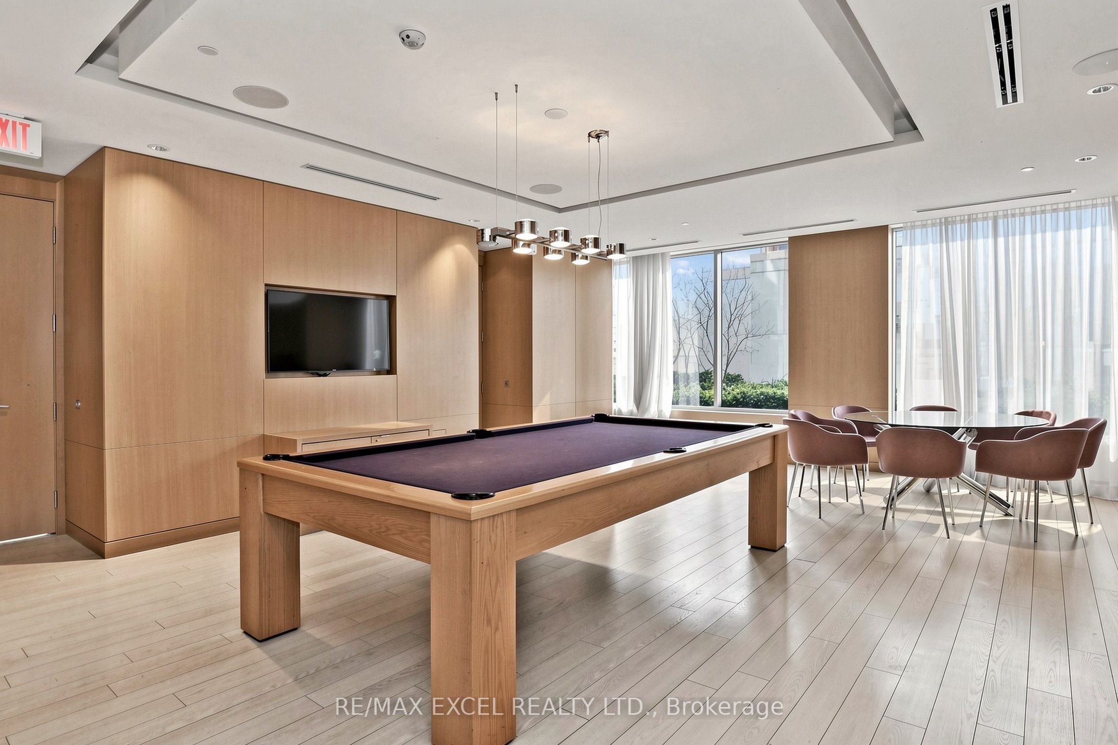 120 Harrison Garden Boulevard 906 Property Photo 18