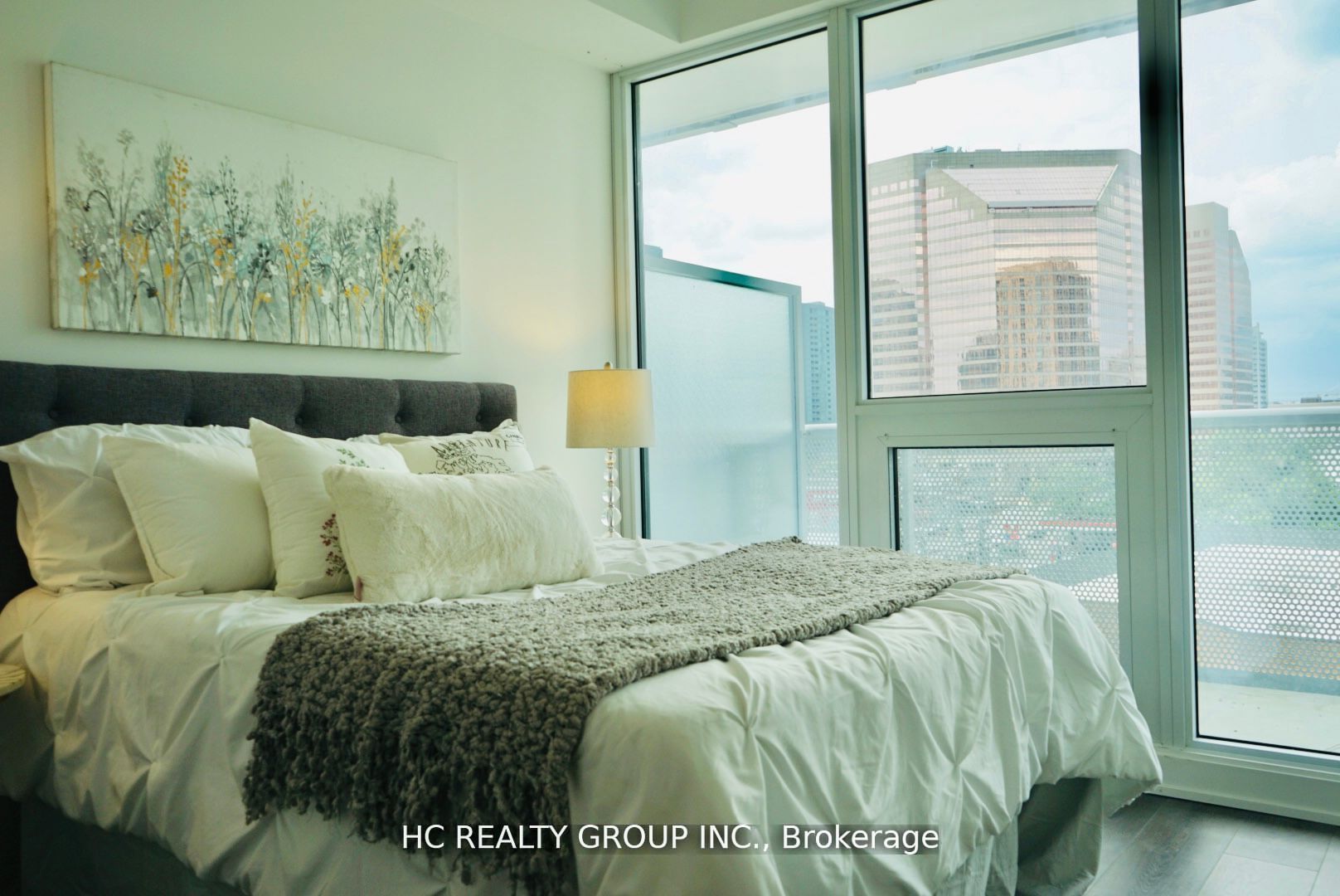 15 Holmes Avenue 605 Property Photo 6