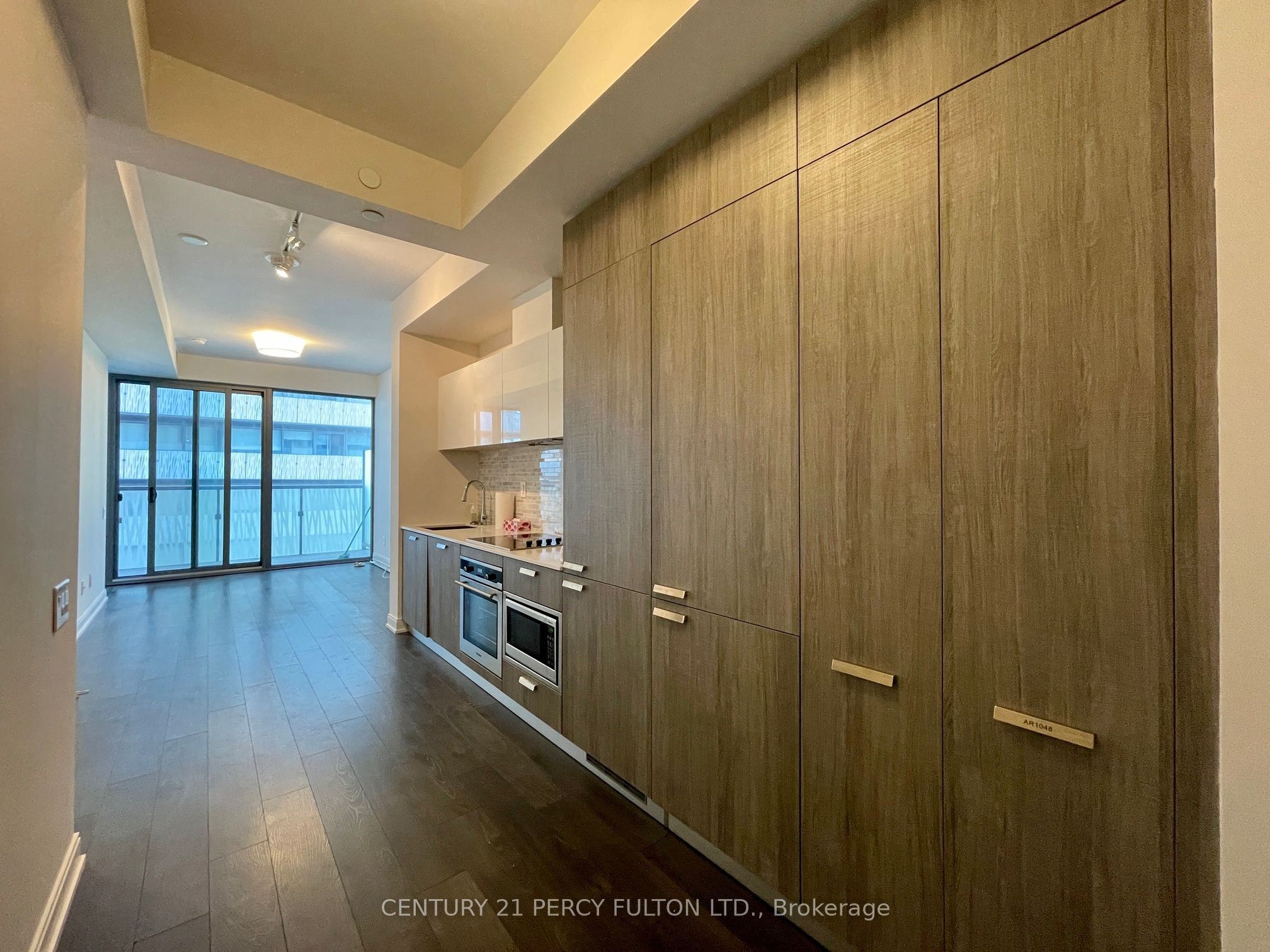 50 Charles Street E 2108 Property Photo 2