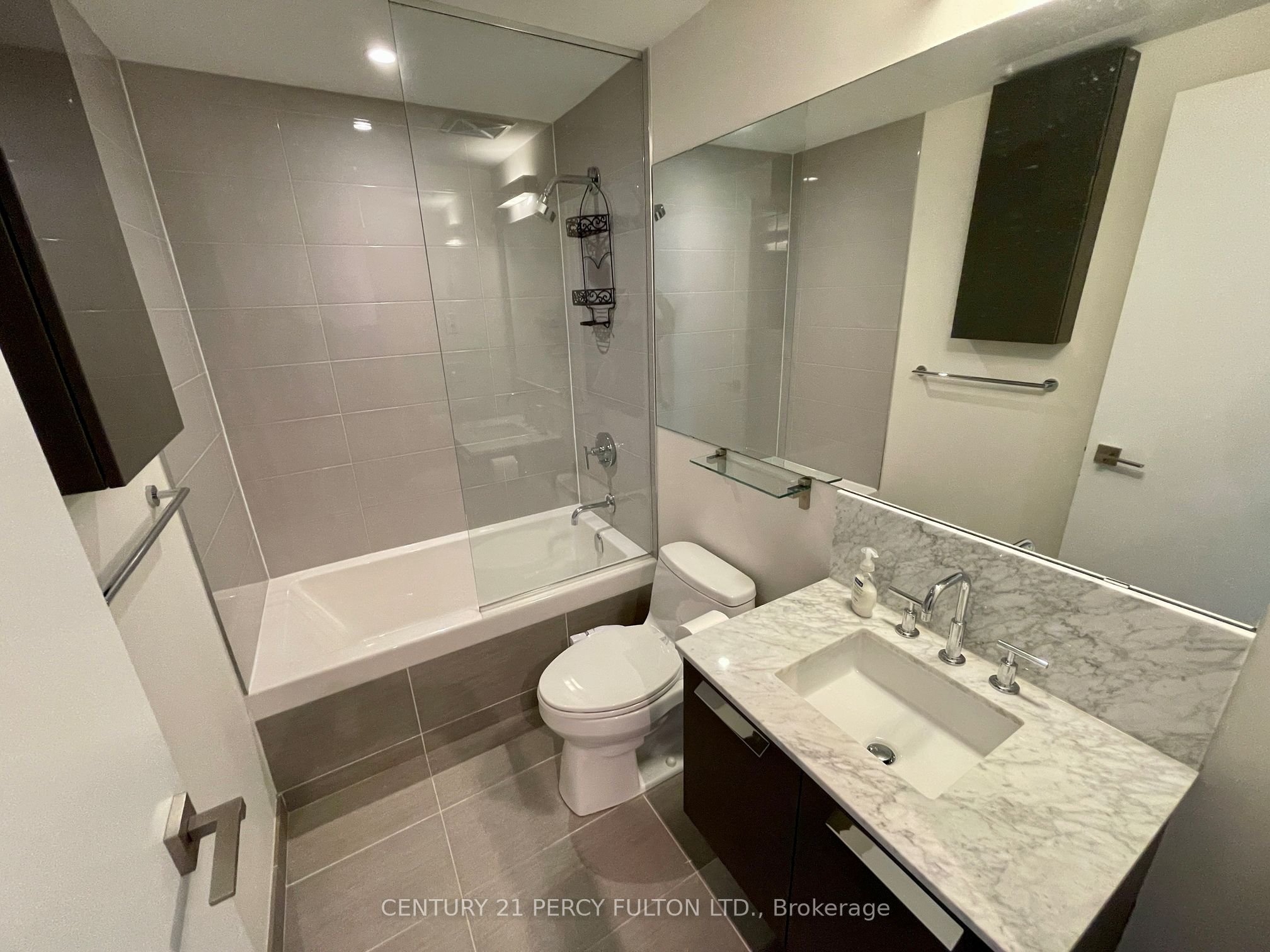 50 Charles Street E 2108 Property Photo 5