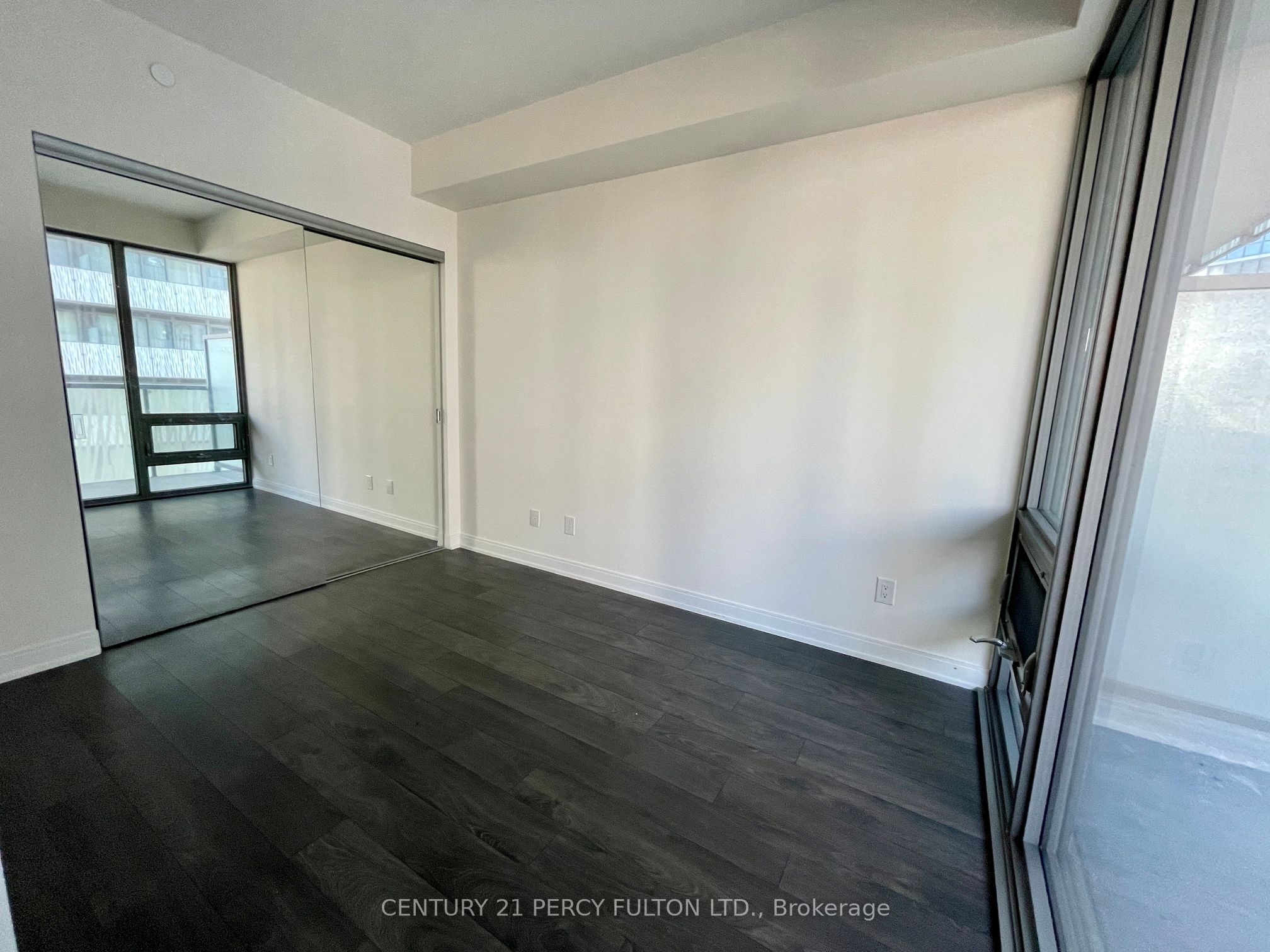50 Charles Street E 2108 Property Photo 8