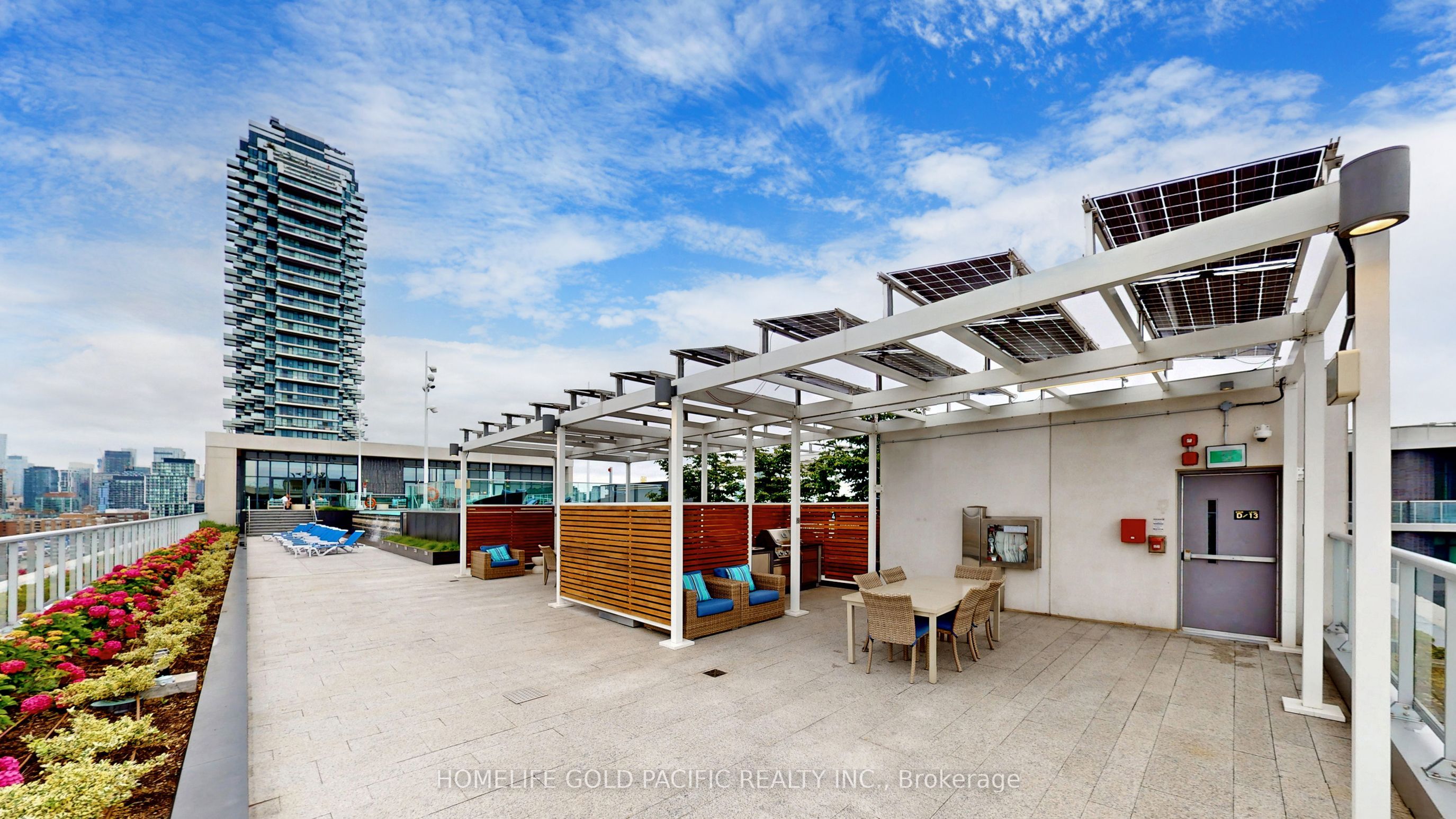 15 Merchants Wharf 438 Property Photo 33