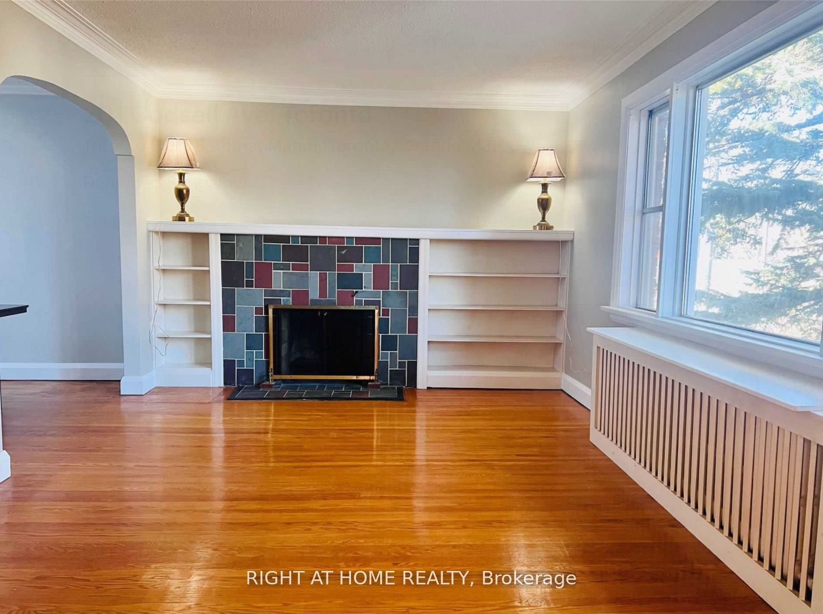201 Codsell Avenue Property Photo 5