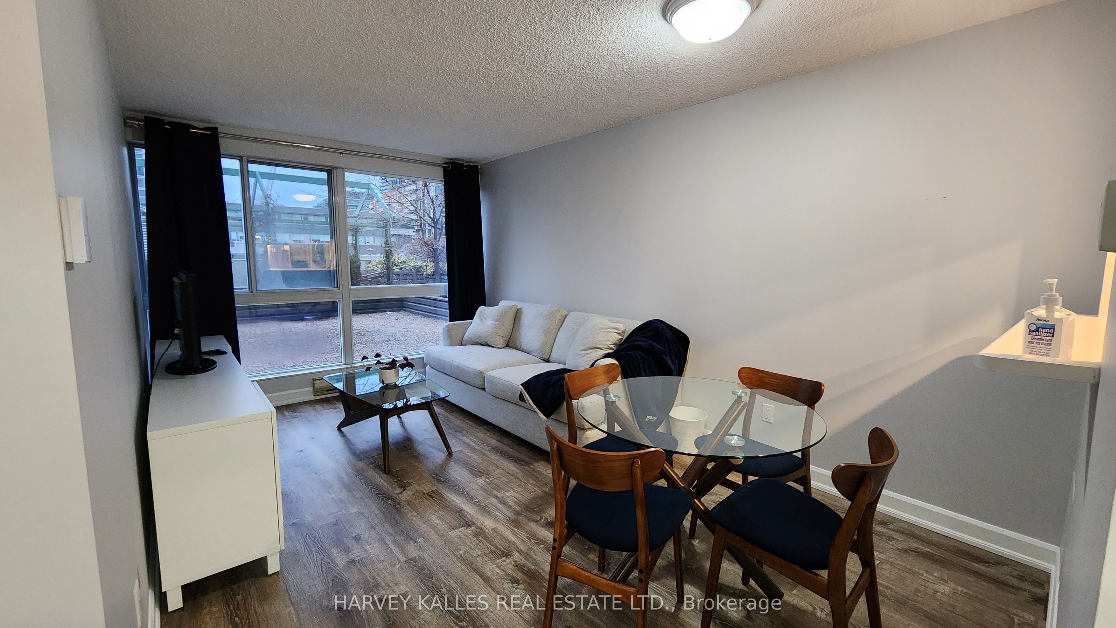 7 Broadway Avenue 211 Property Photo 2