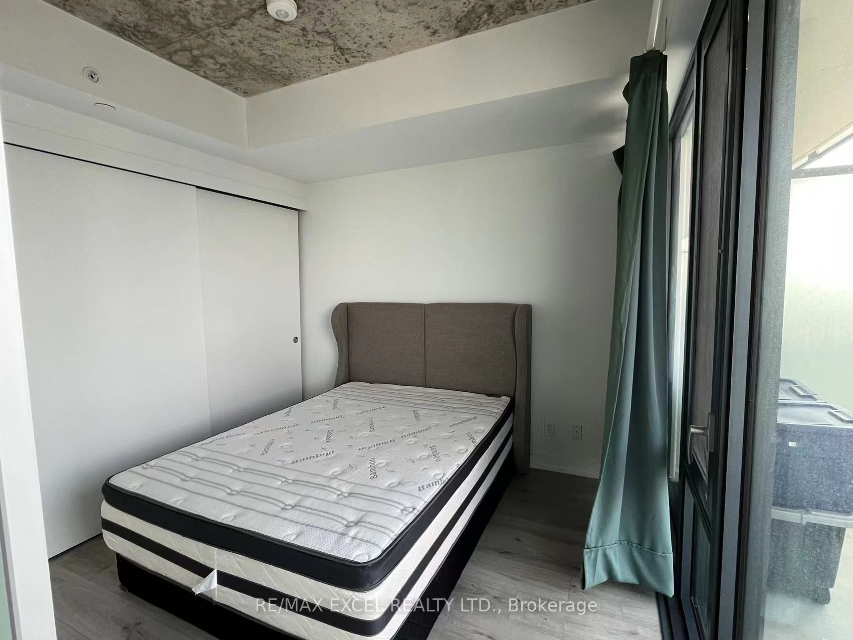 161 Roehampton Avenue 3702 Property Photo 15