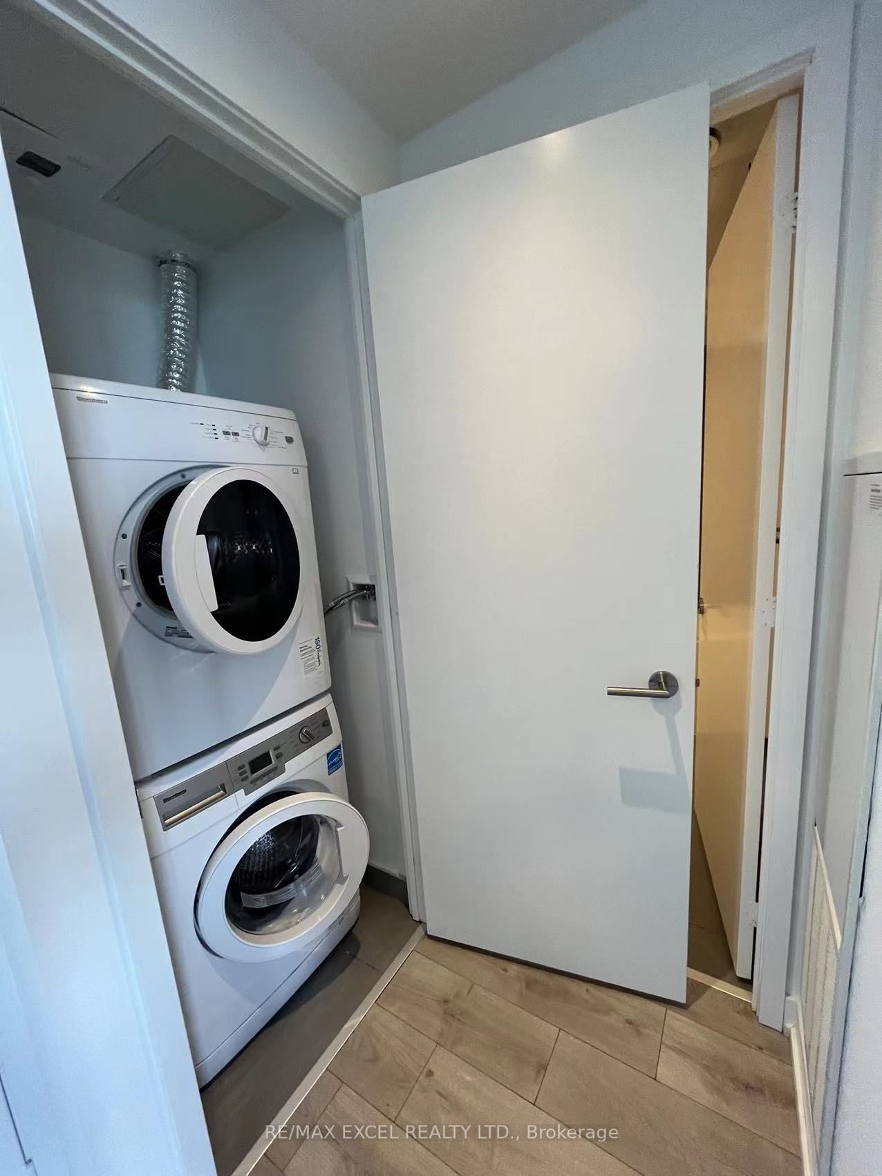 161 Roehampton Avenue 3702 Property Photo 22