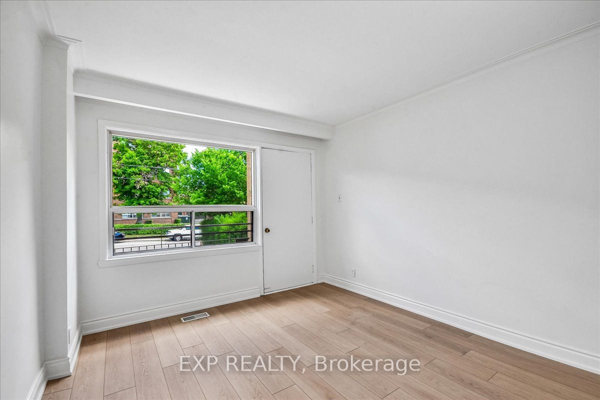 346 Westmount Avenue Property Photo 4