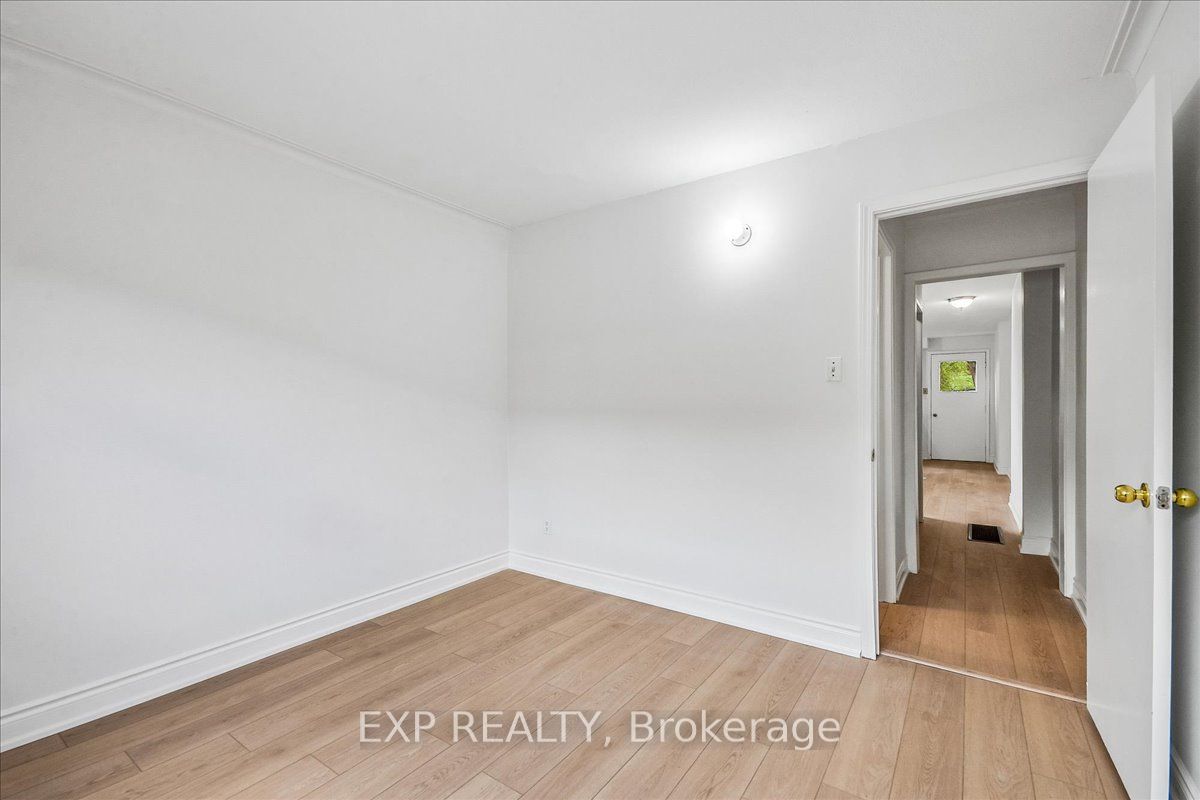 346 Westmount Avenue Property Photo 5