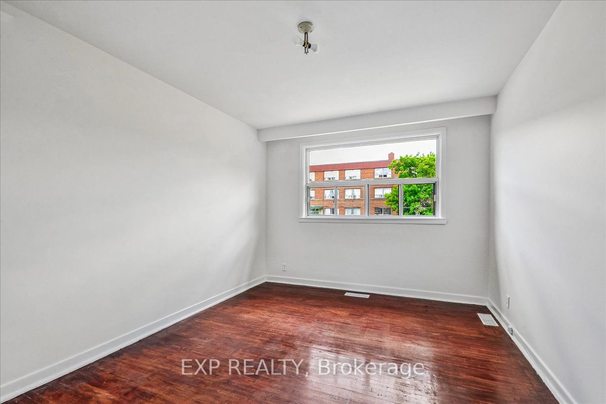 346 Westmount Avenue Property Photo 11