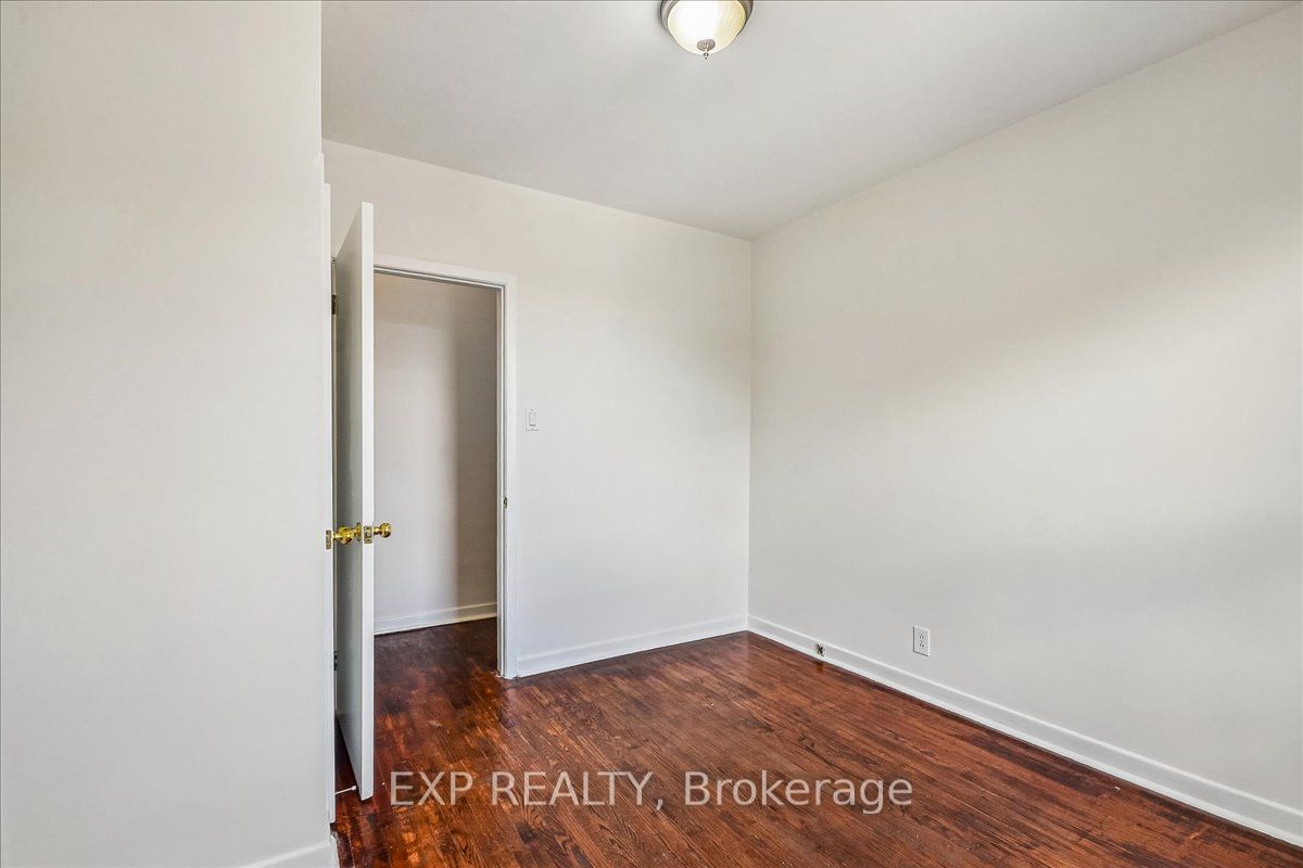 346 Westmount Avenue Property Photo 15