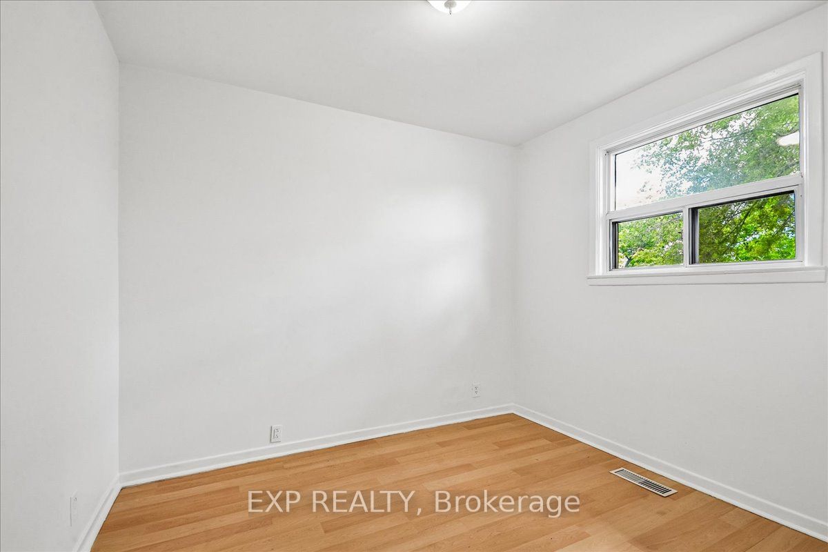 346 Westmount Avenue Property Photo 18