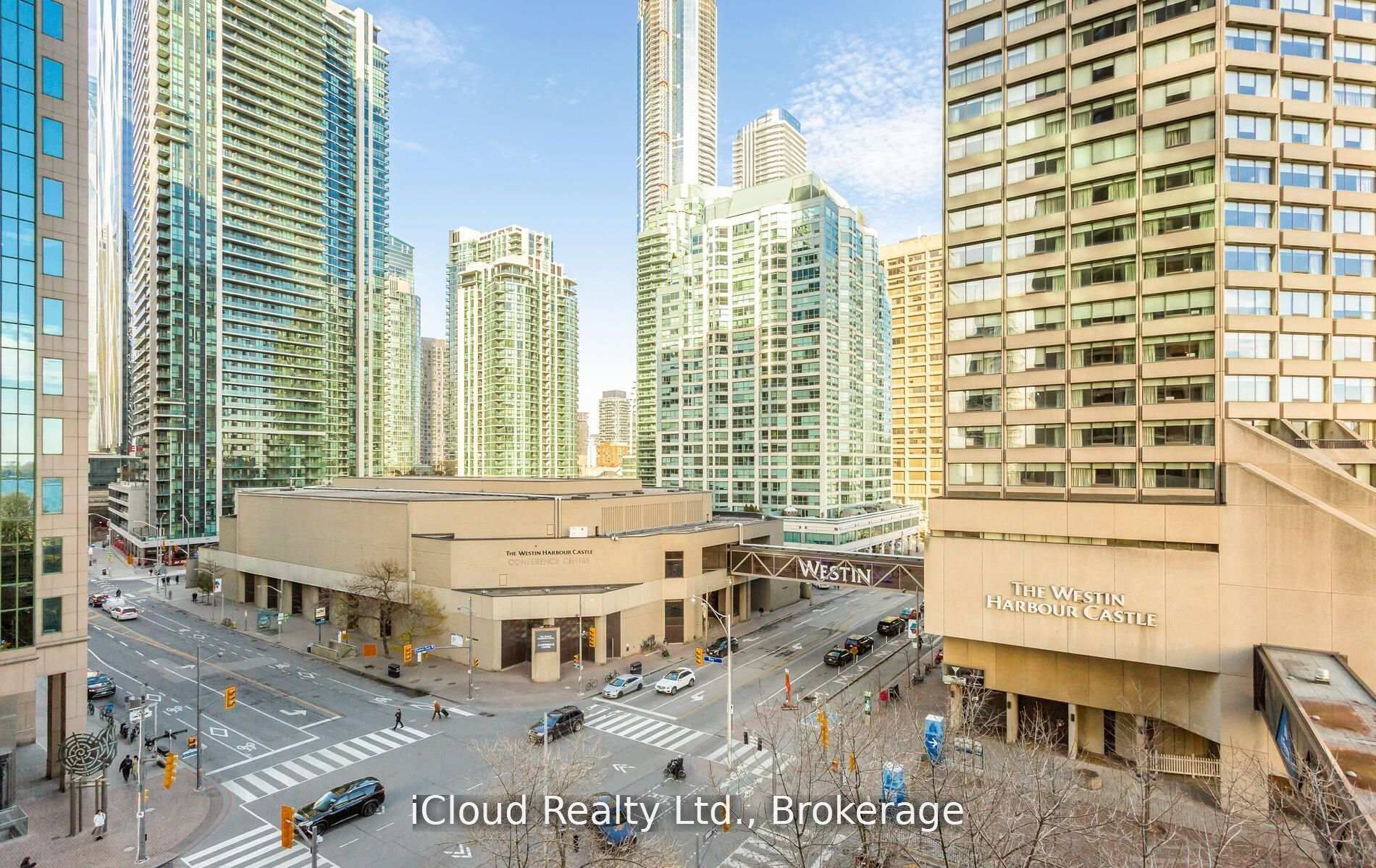 33 Harbour Square 837 Property Photo 31