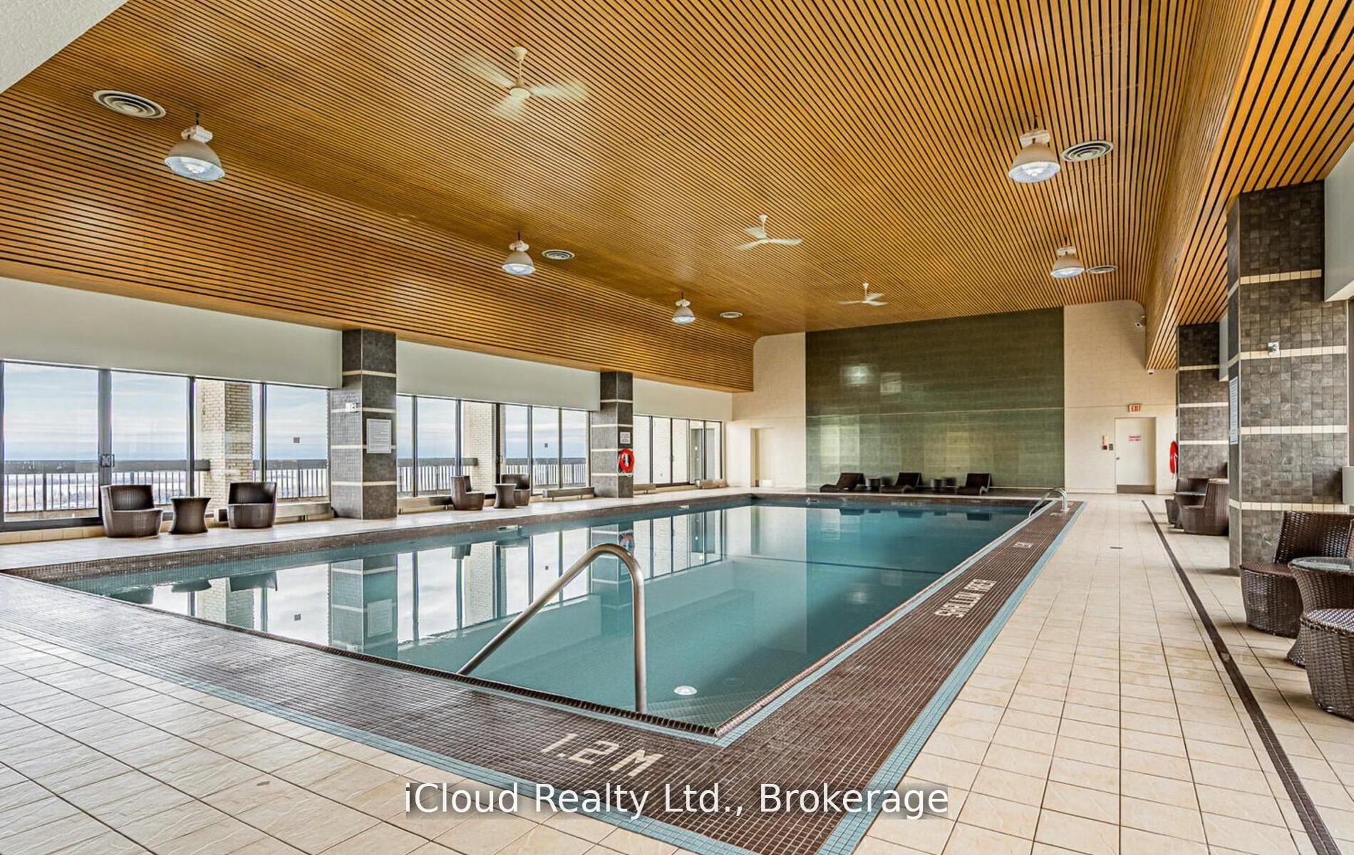 33 Harbour Square 837 Property Photo 41