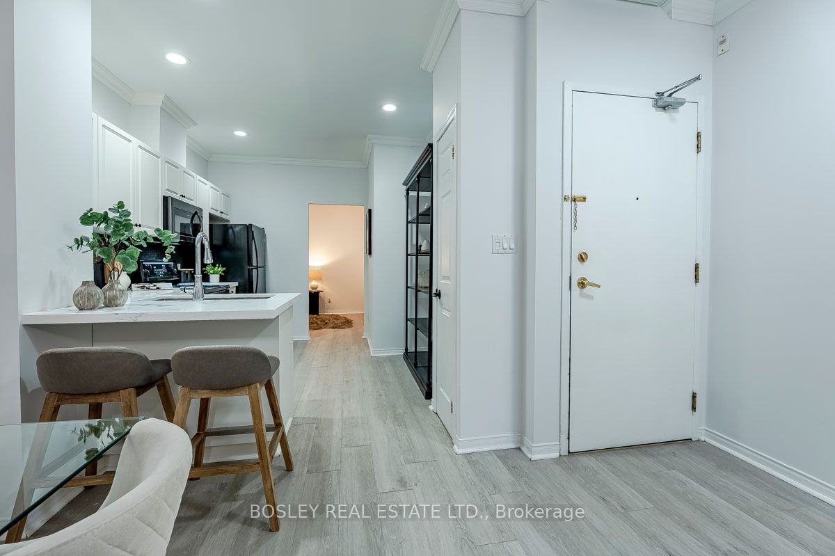 600 Eglinton Avenue E 110 Property Photo 9