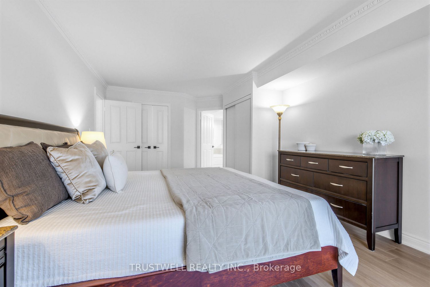 3181 Bayview Avenue 703 Property Photo 22