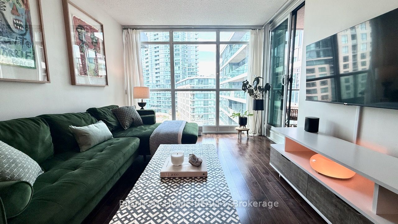 209 Fort York Boulevard S 656 Property Photo 10