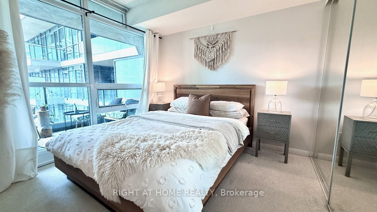 209 Fort York Boulevard S 656 Property Photo 14