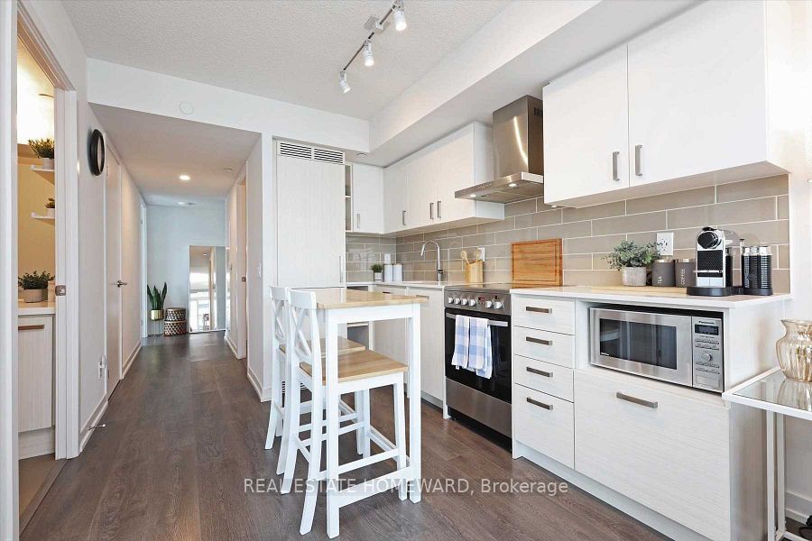 125 Redpath Avenue 2601 Property Photo 6