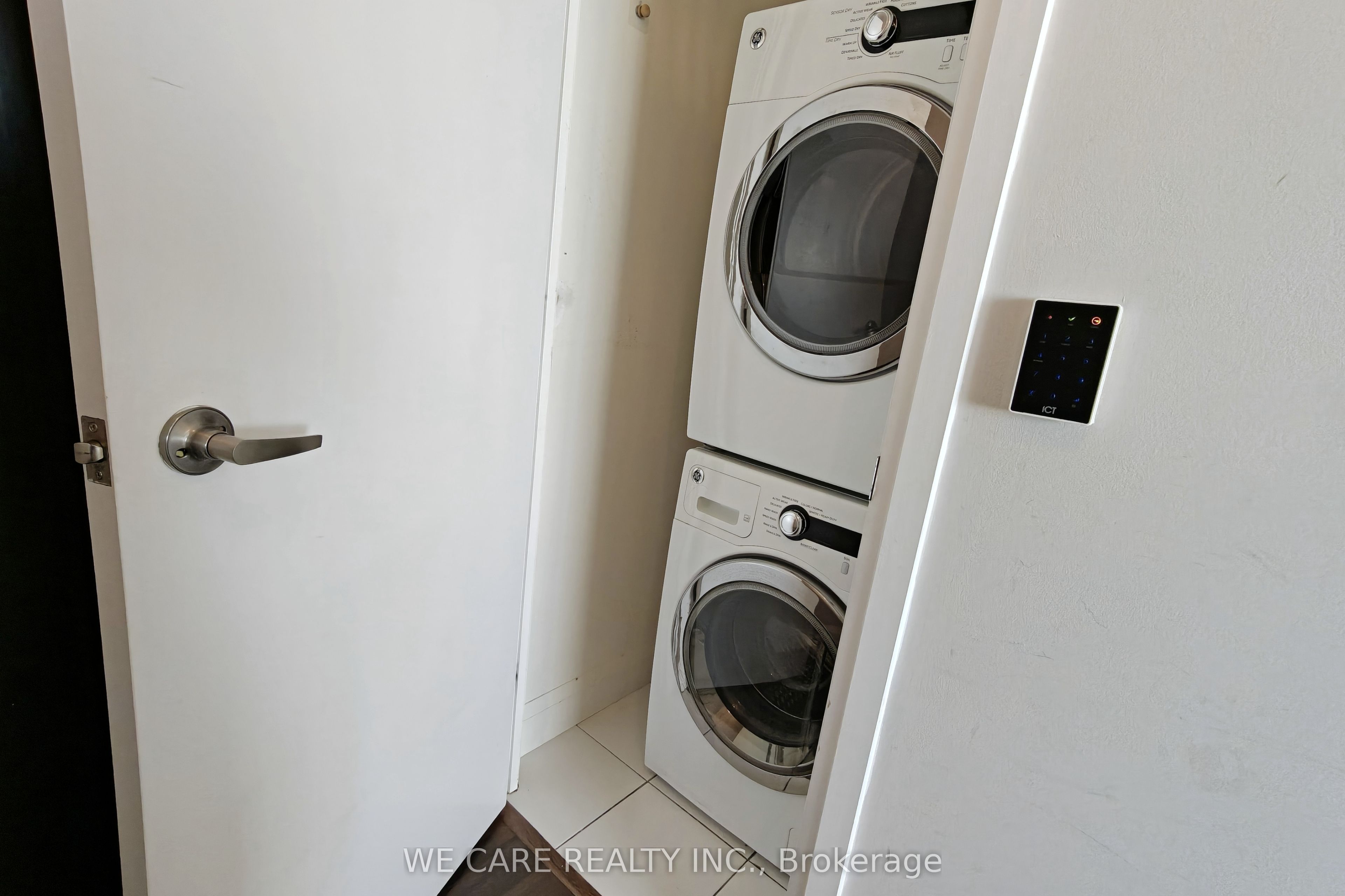 68 Canterbury Place Ph05 Property Photo 6