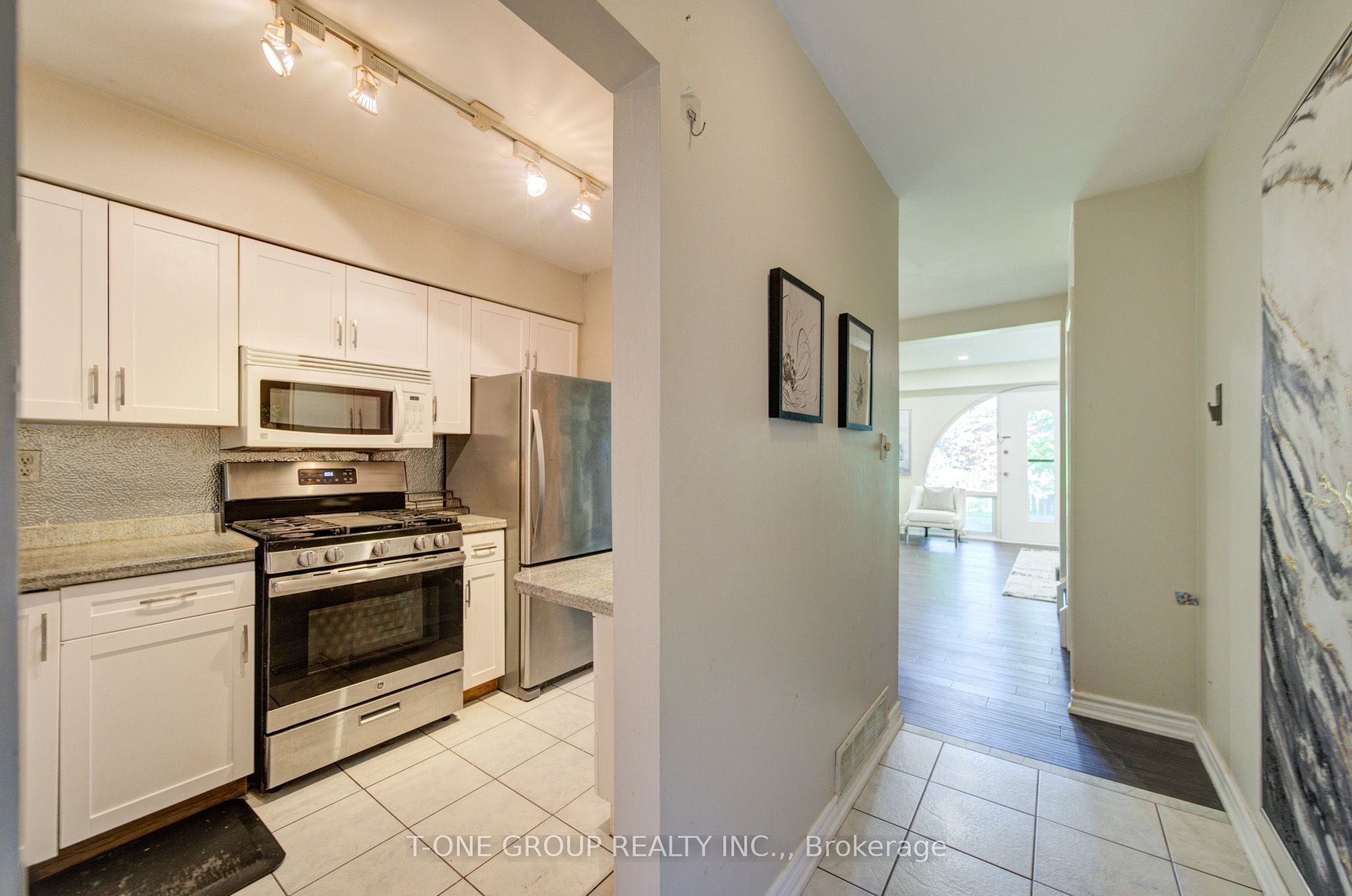 6 Esterbrooke Avenue 94 Property Photo 3