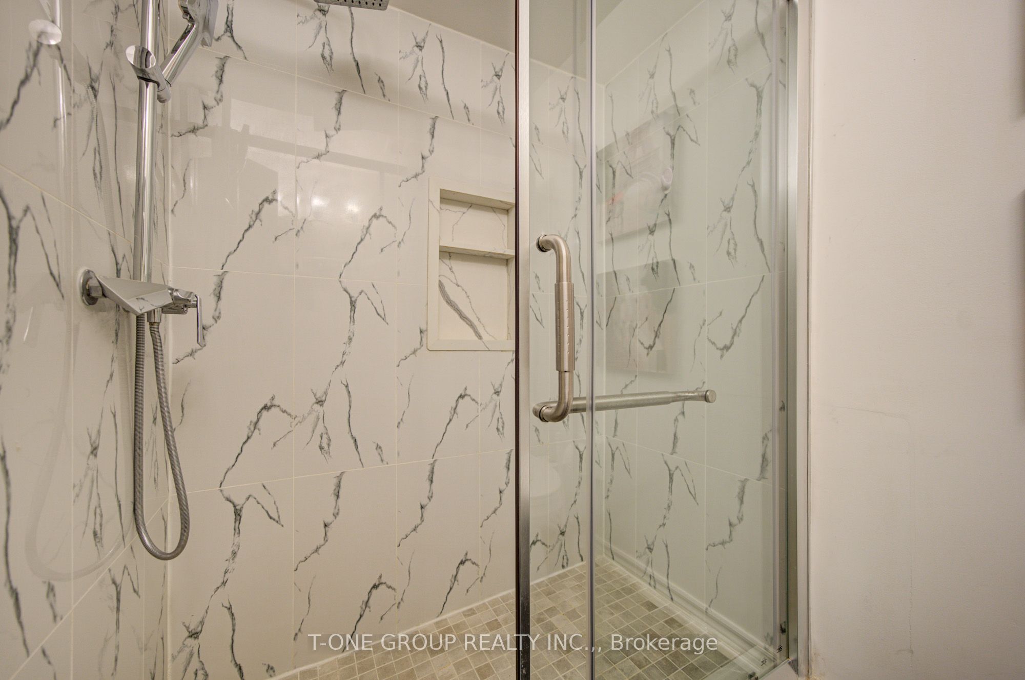 6 Esterbrooke Avenue 94 Property Photo 22