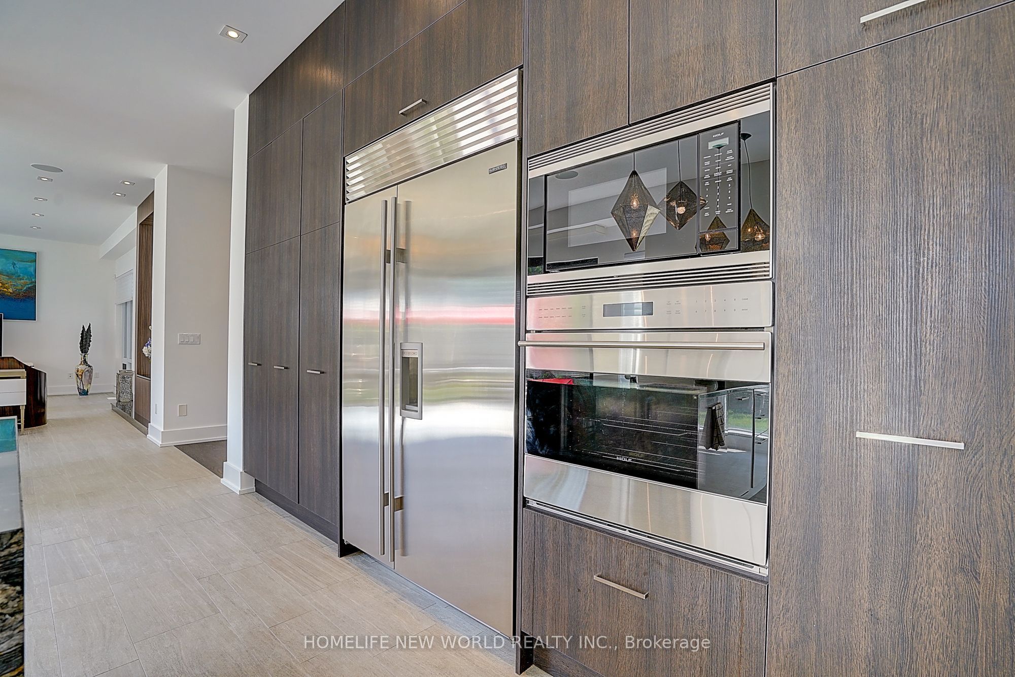 7 Valliere Place W Property Photo 20