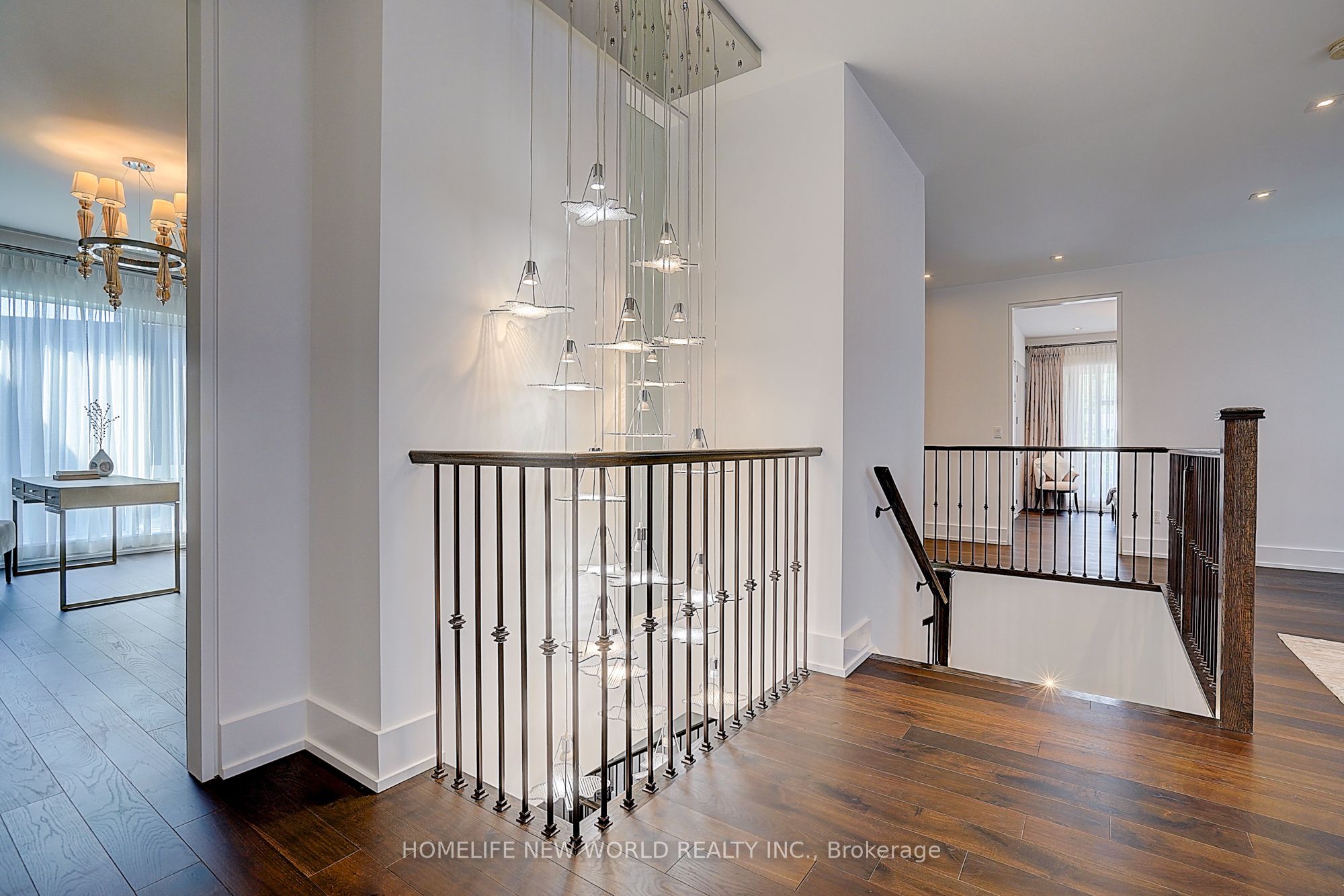 7 Valliere Place W Property Photo 25