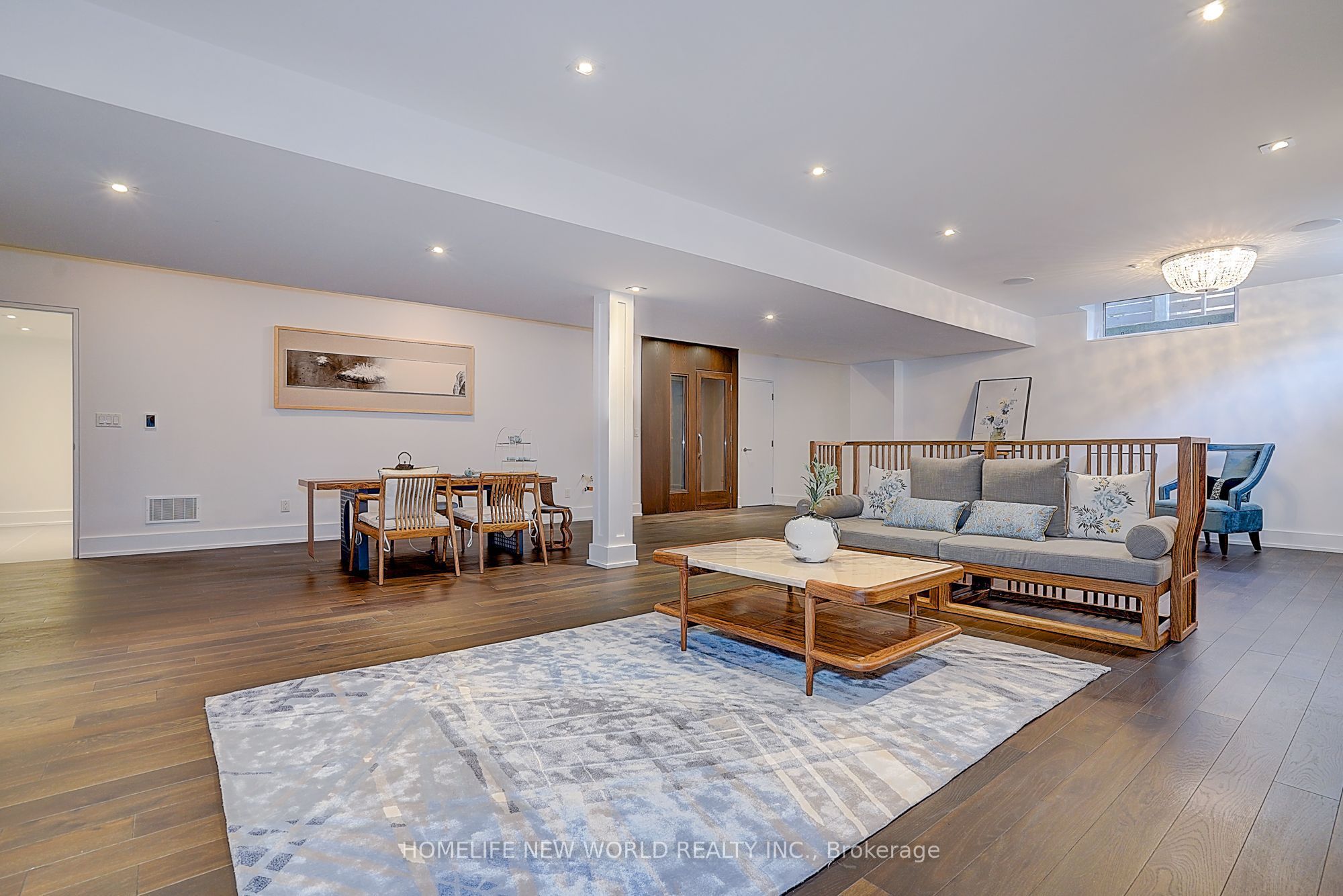 7 Valliere Place W Property Photo 42