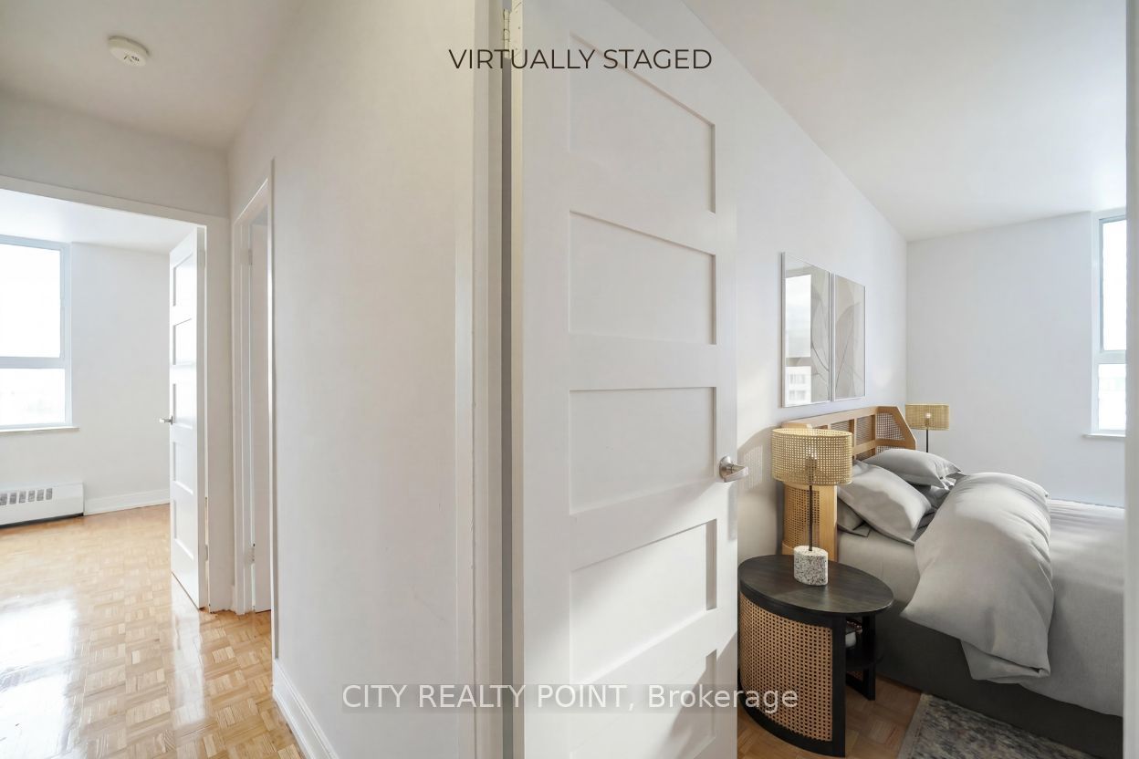 6200 Bathurst Street 1412 Property Photo 3