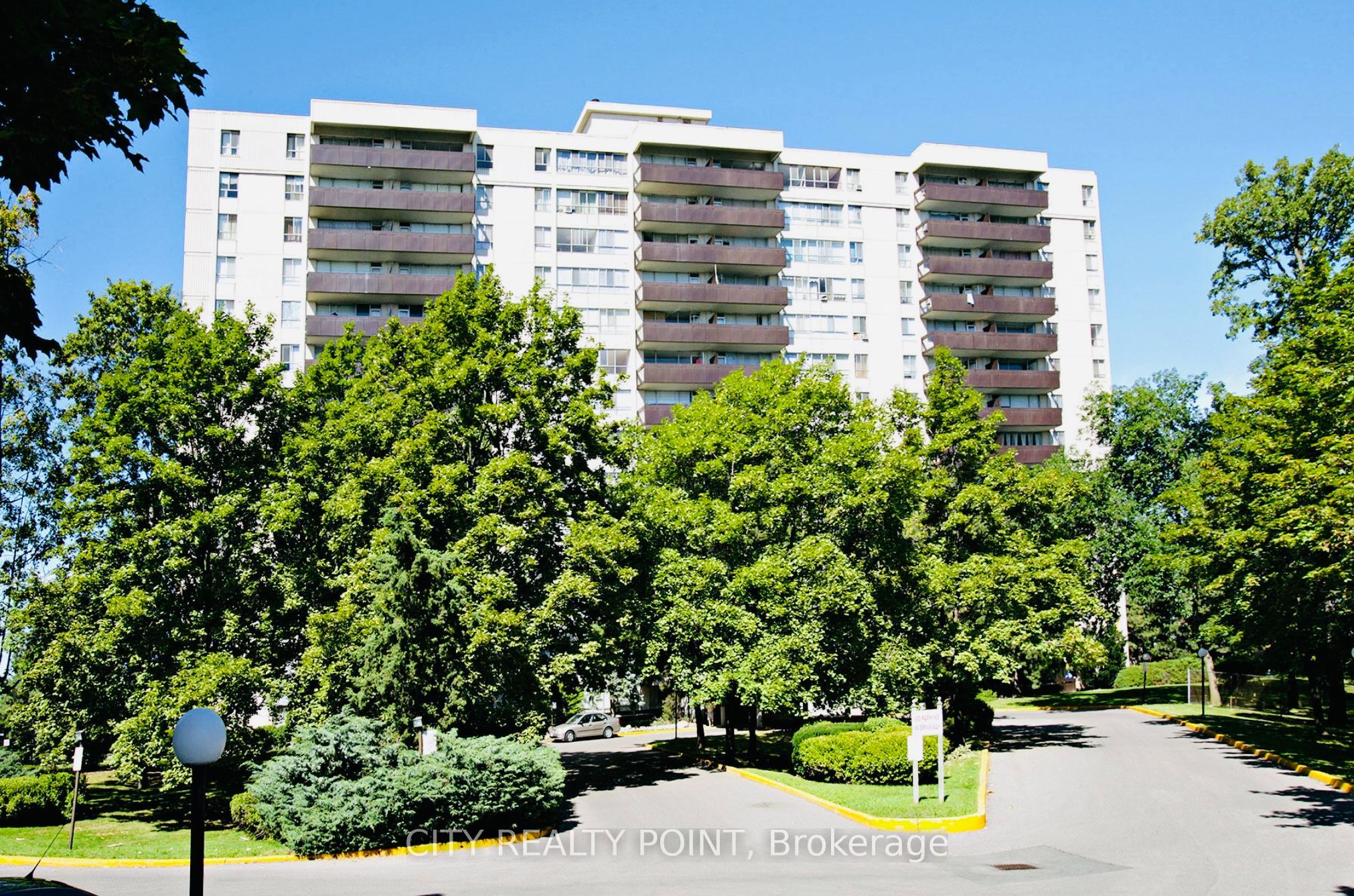 6200 Bathurst Street 1412 Property Photo 17
