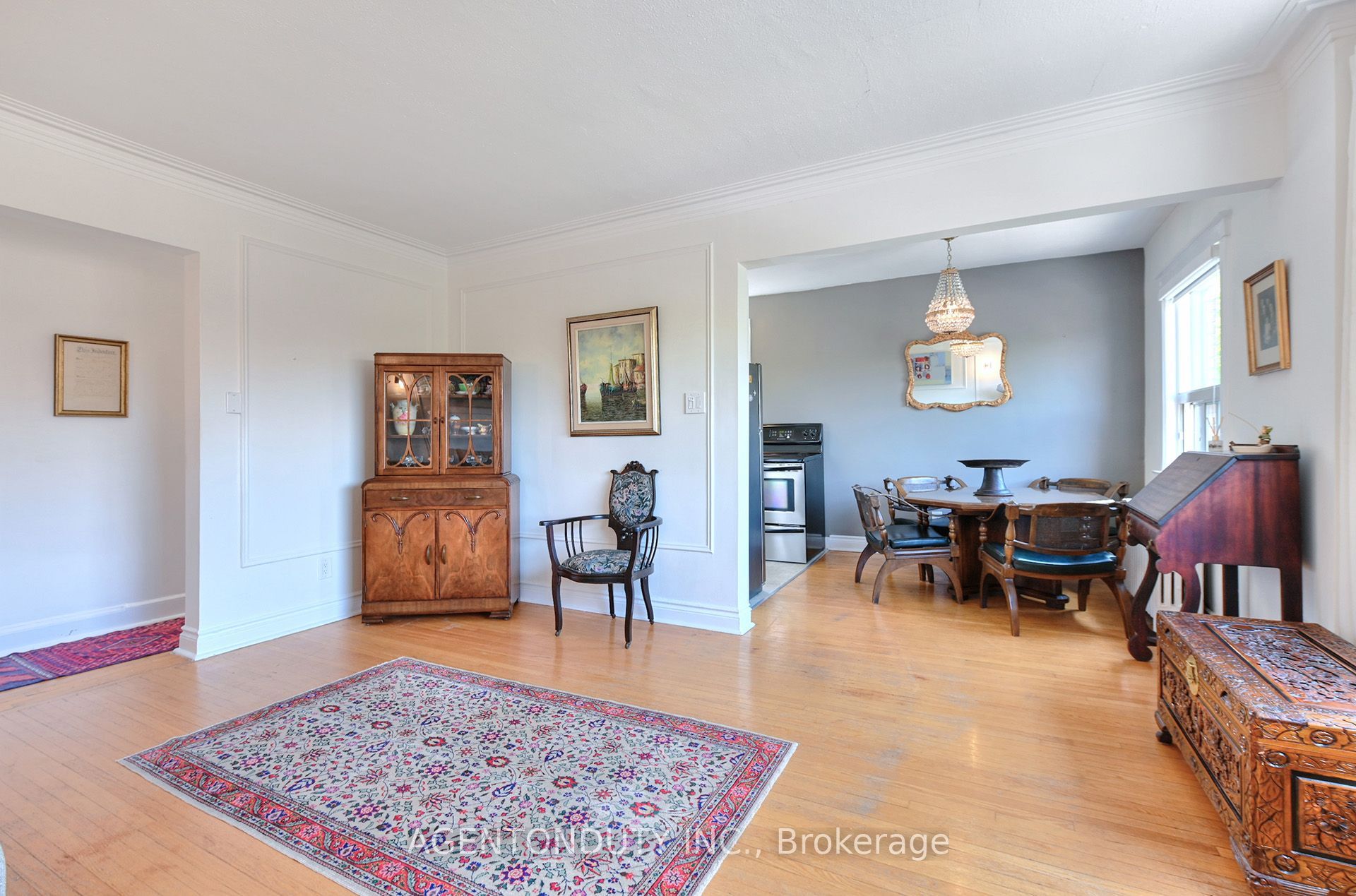 1646 Bathurst Street 17 Property Photo 8