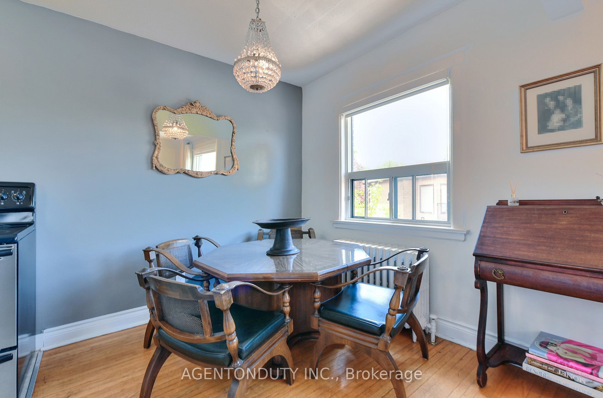 1646 Bathurst Street 17 Property Photo 11