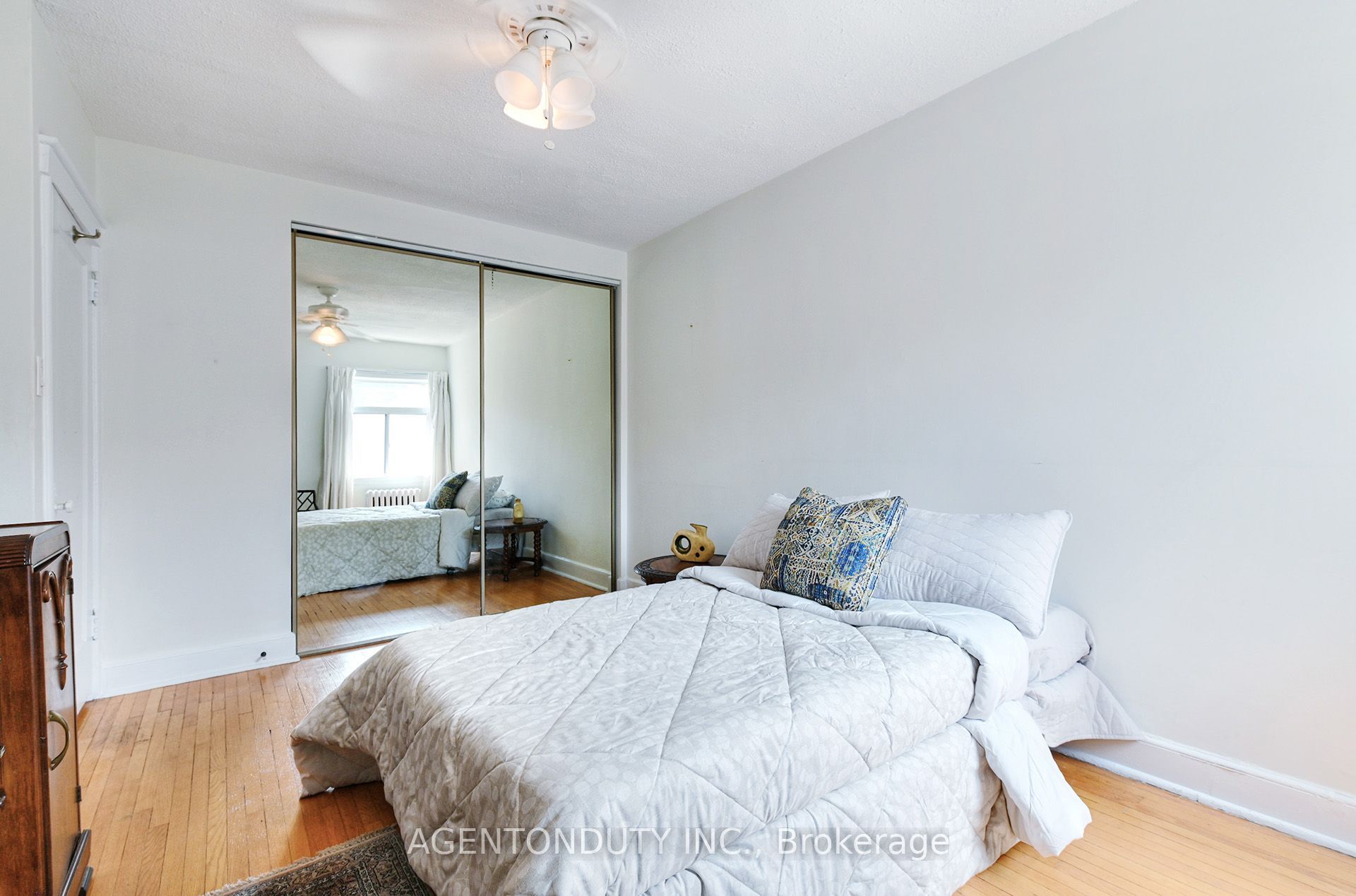 1646 Bathurst Street 17 Property Photo 18