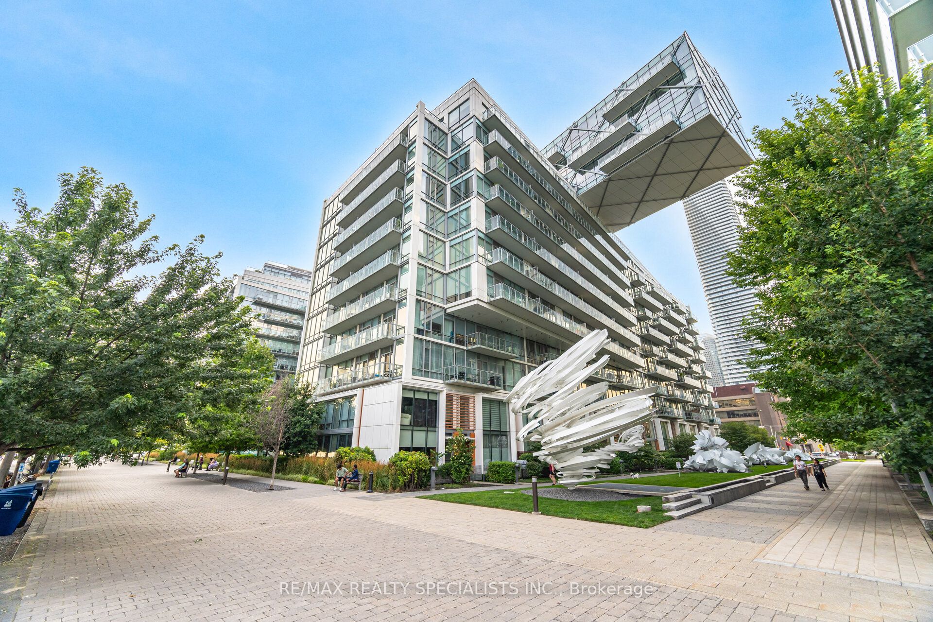 29 Queens Quay E 1118 Property Photo 1