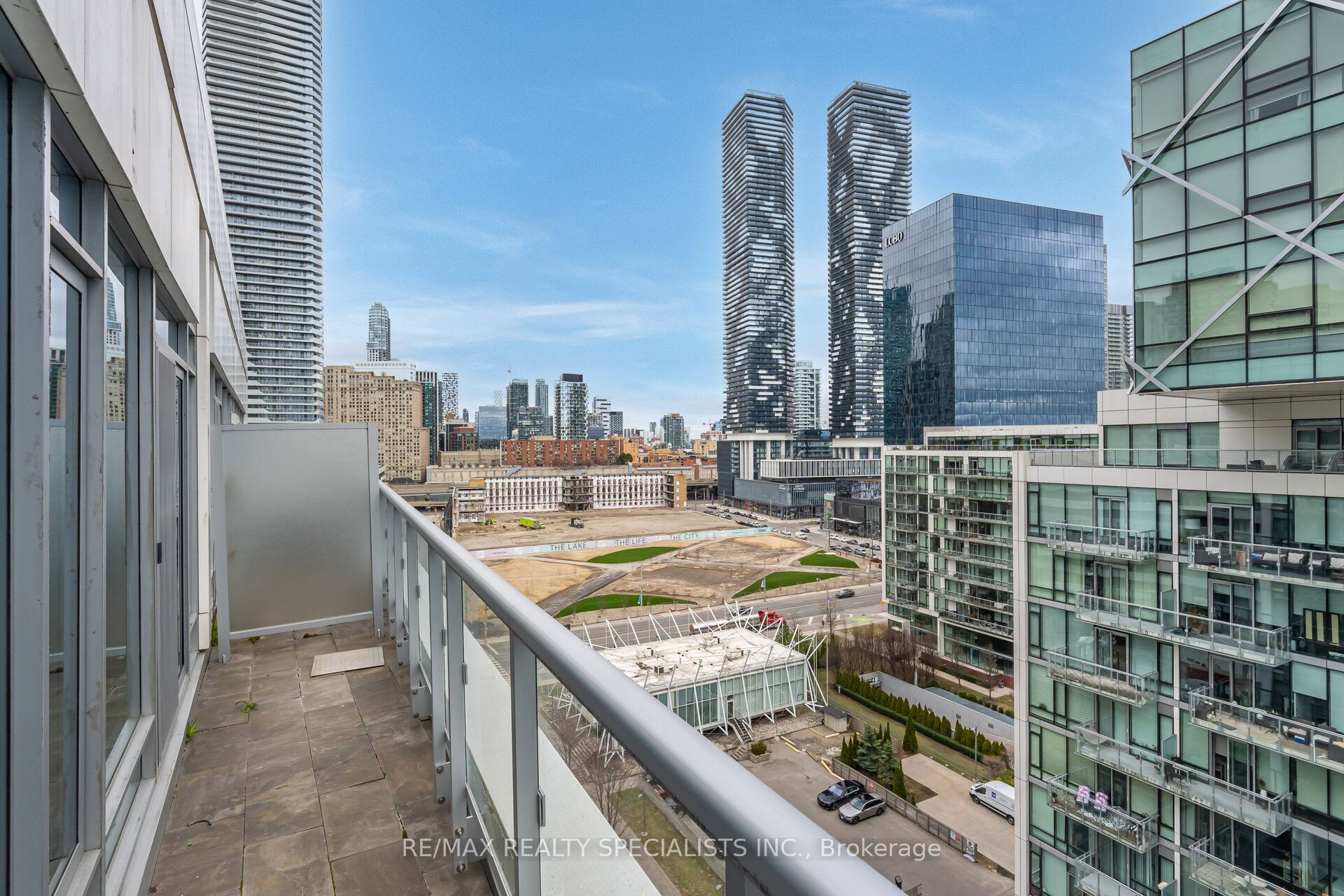 29 Queens Quay E 1118 Property Photo 18