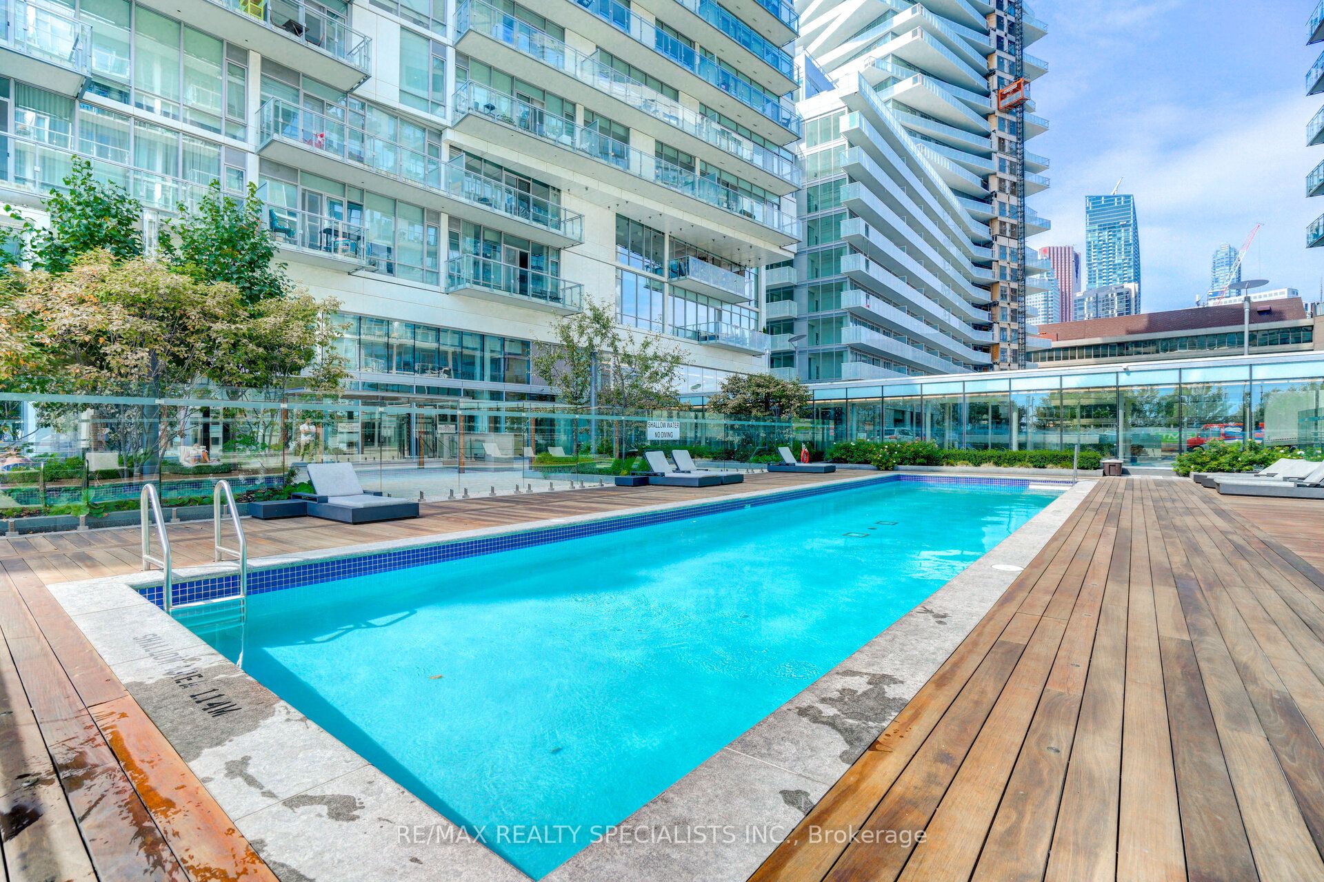 29 Queens Quay E 1118 Property Photo 28