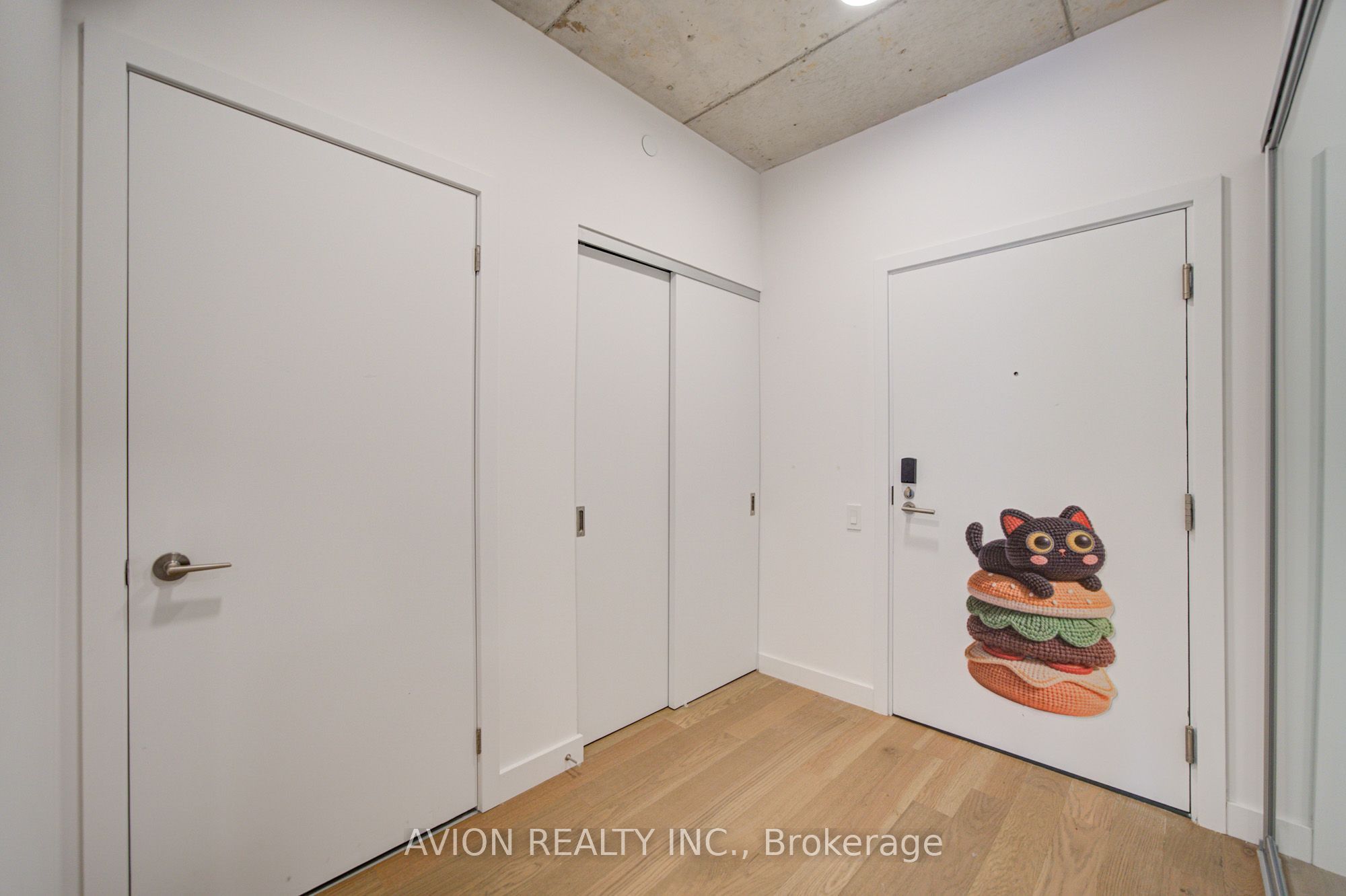 1720 Bayview Avenue 321 Property Photo 6