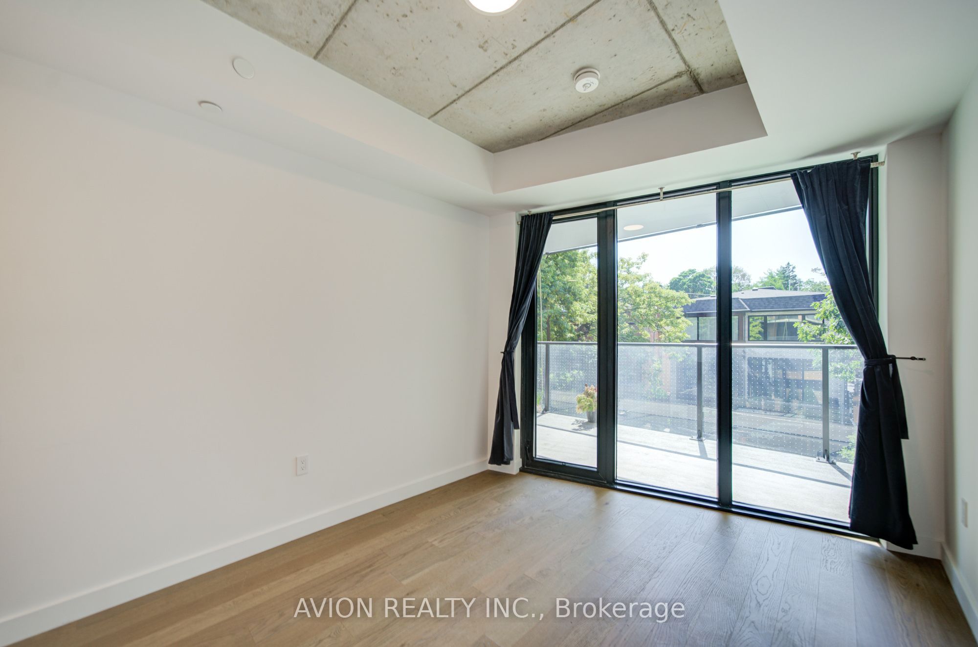 1720 Bayview Avenue 321 Property Photo 17