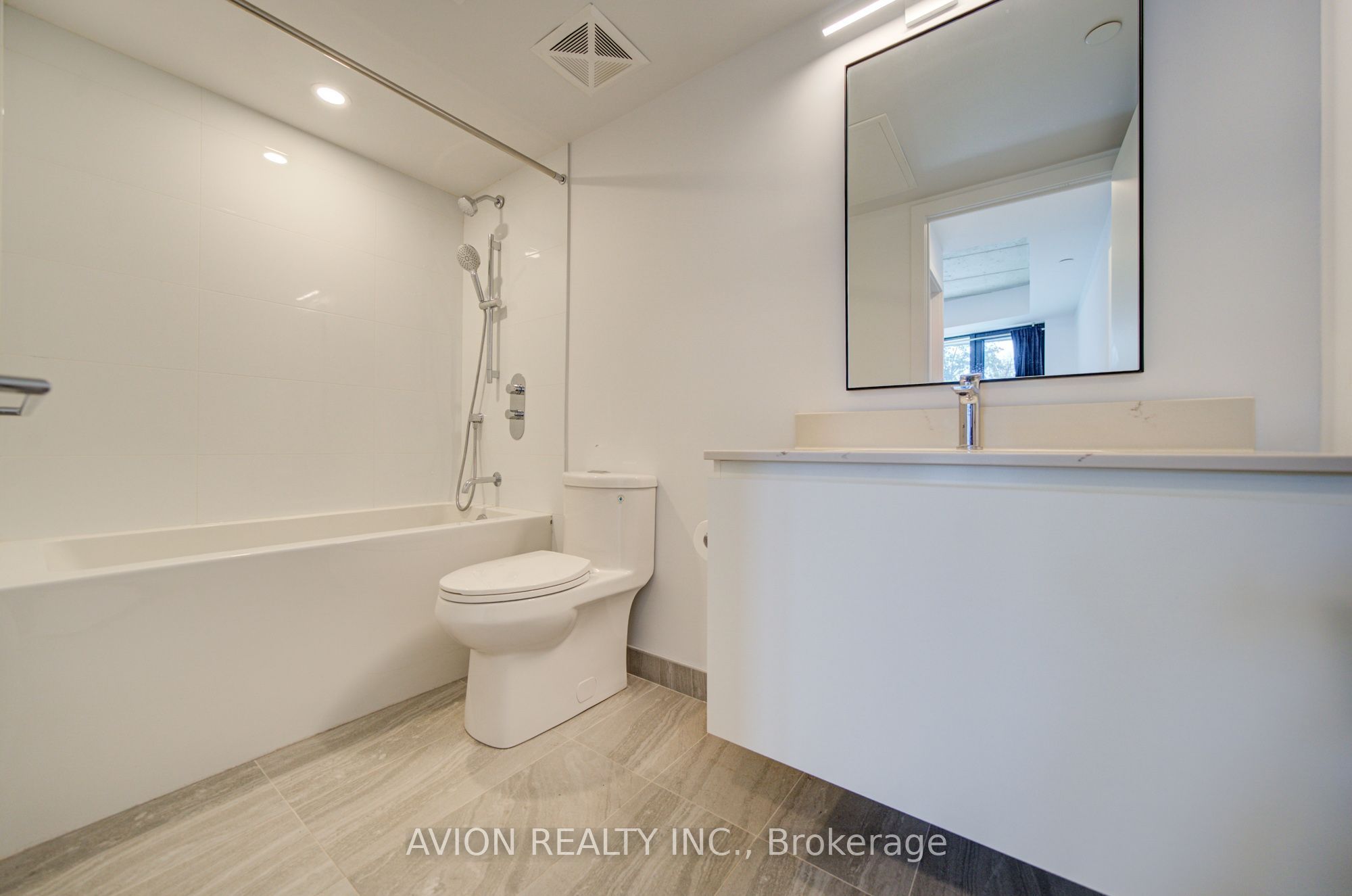 1720 Bayview Avenue 321 Property Photo 19
