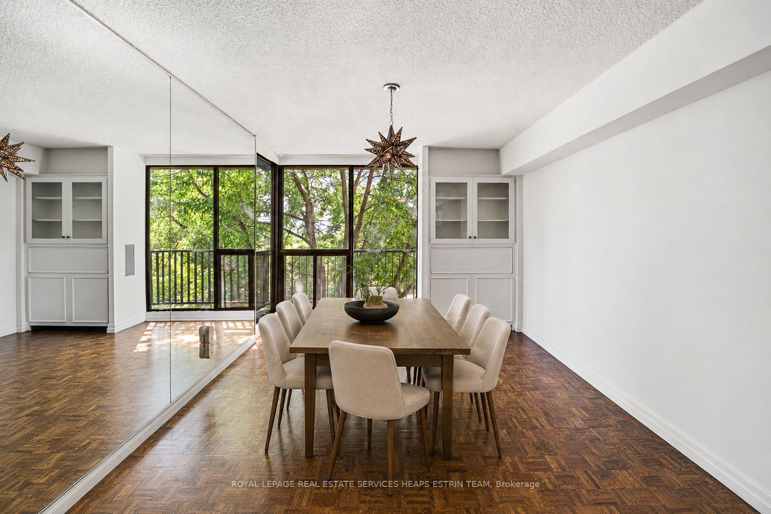 33 Harbour Square #411 Property Photo 10