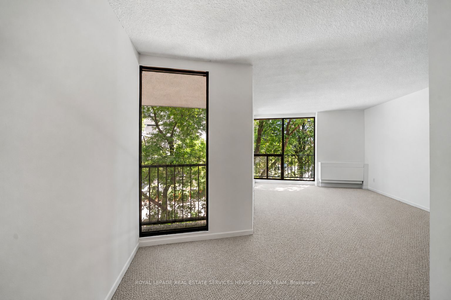 33 Harbour Square #411 Property Photo 18