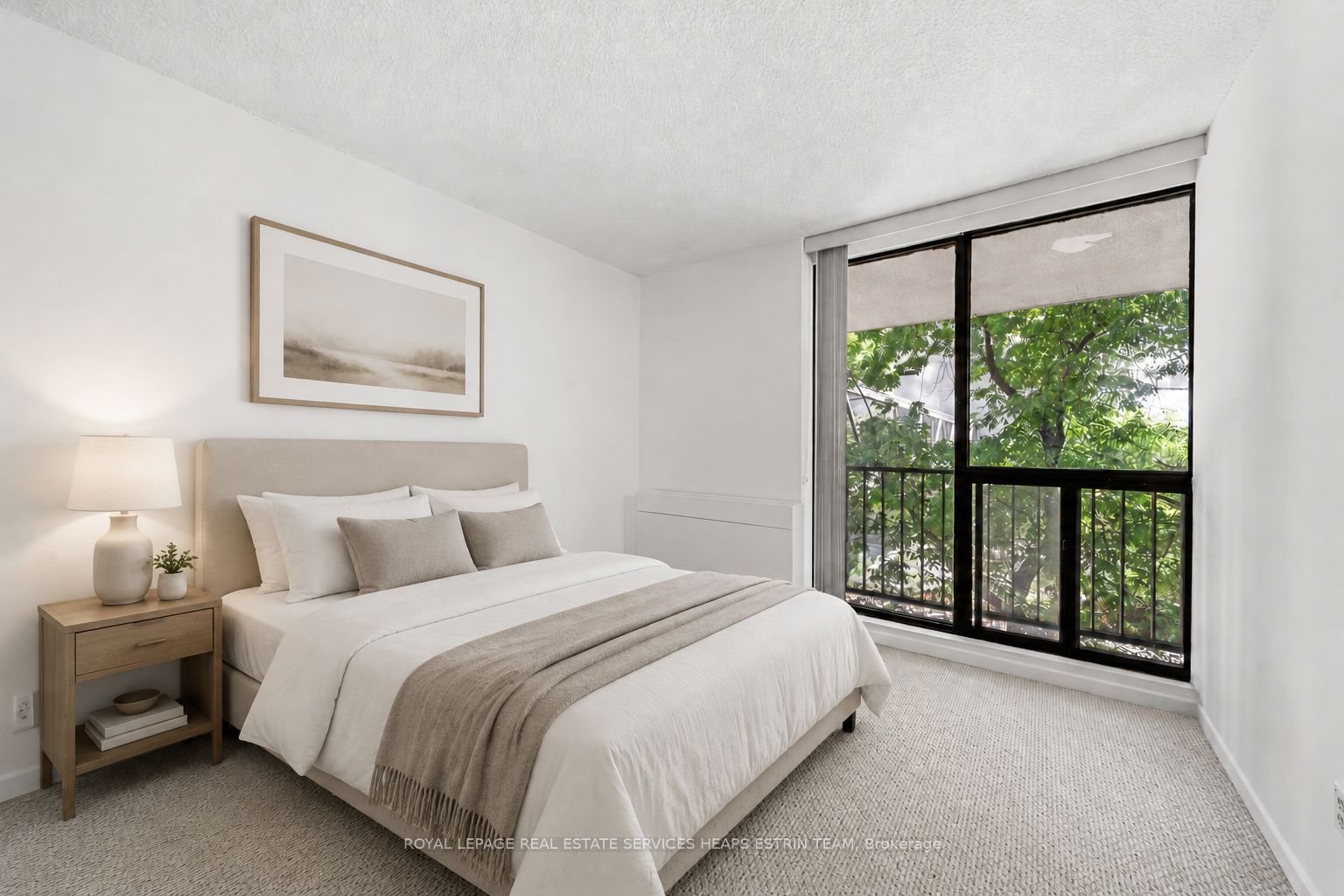 33 Harbour Square #411 Property Photo 22
